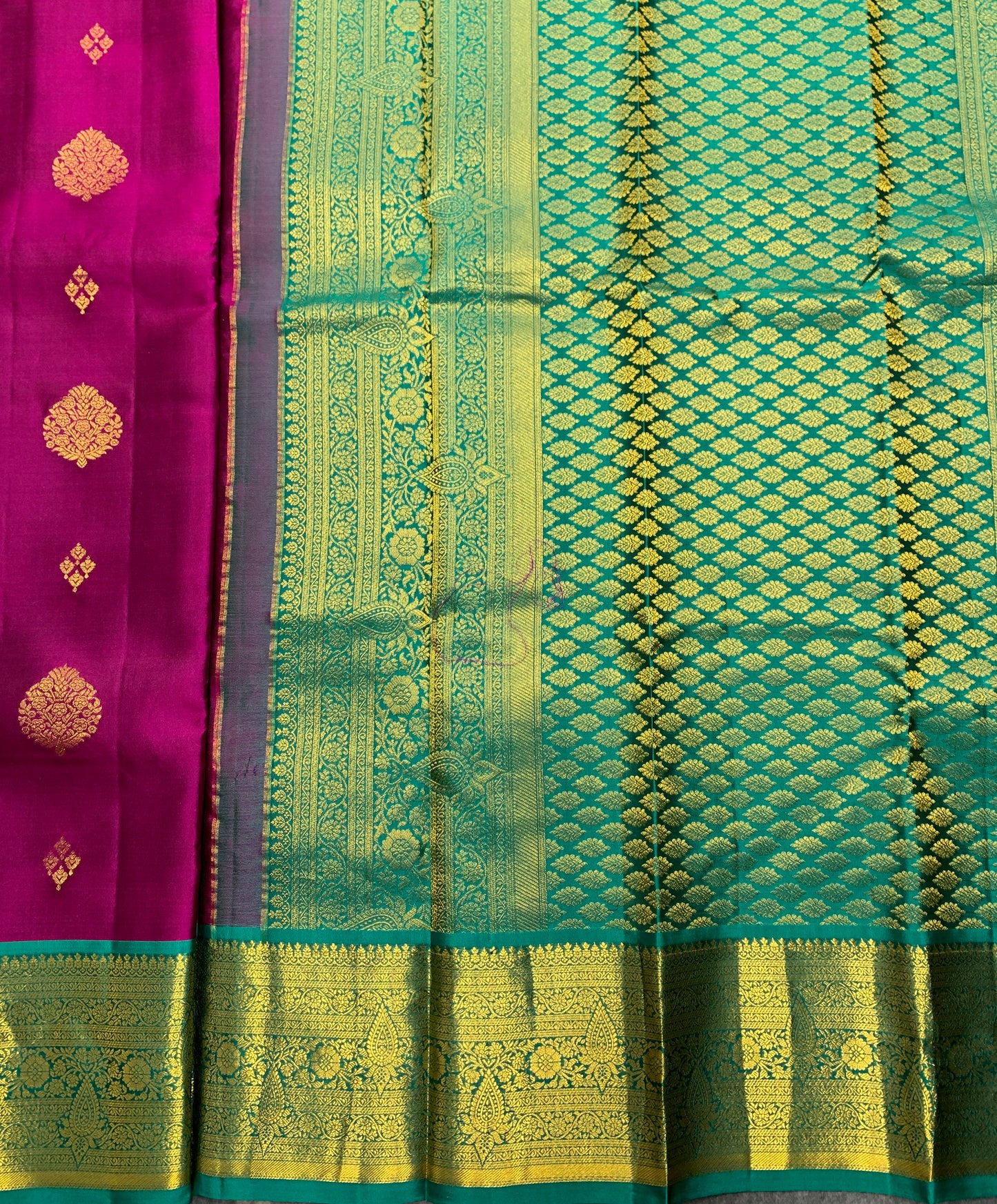 Pure Kanchipuram Silk Saree Vadamalli Colour with Rama Green Border