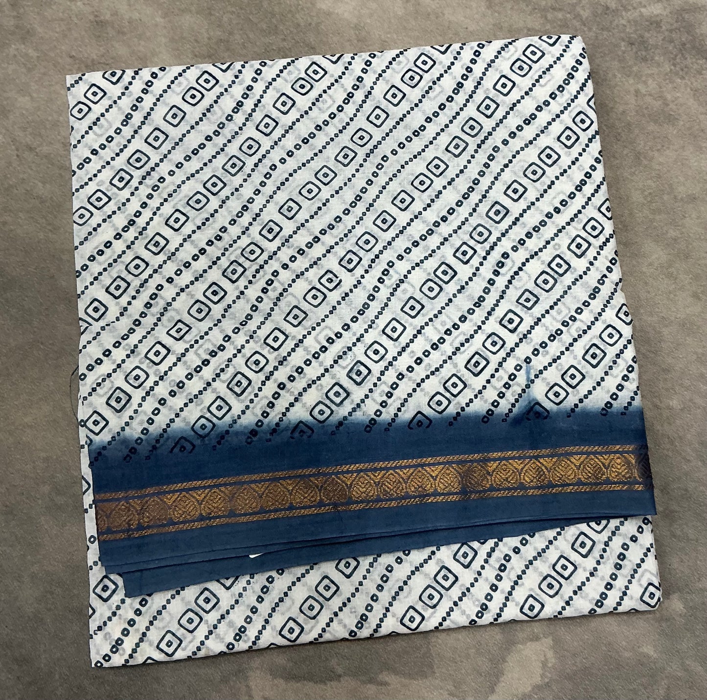 Chettinad Sungudi Cotton White Colour with Greyish Blue Colour Border
