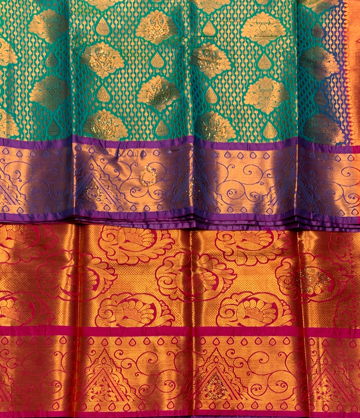 Vegan Silk Saree Light Green Colour with Copper and Magenta Border