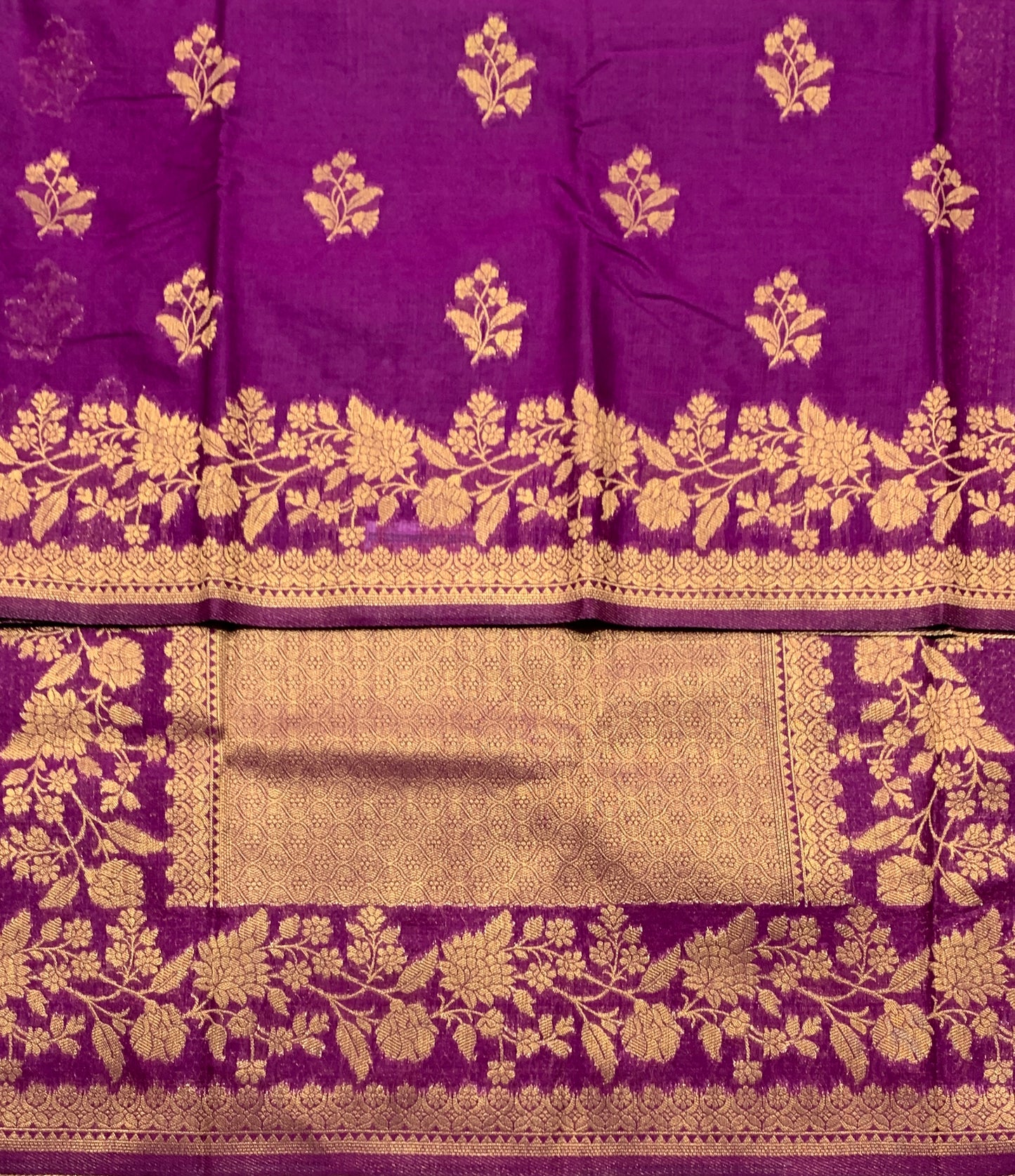 Kora Silk Saree Magenta Colour with Flower Design Border