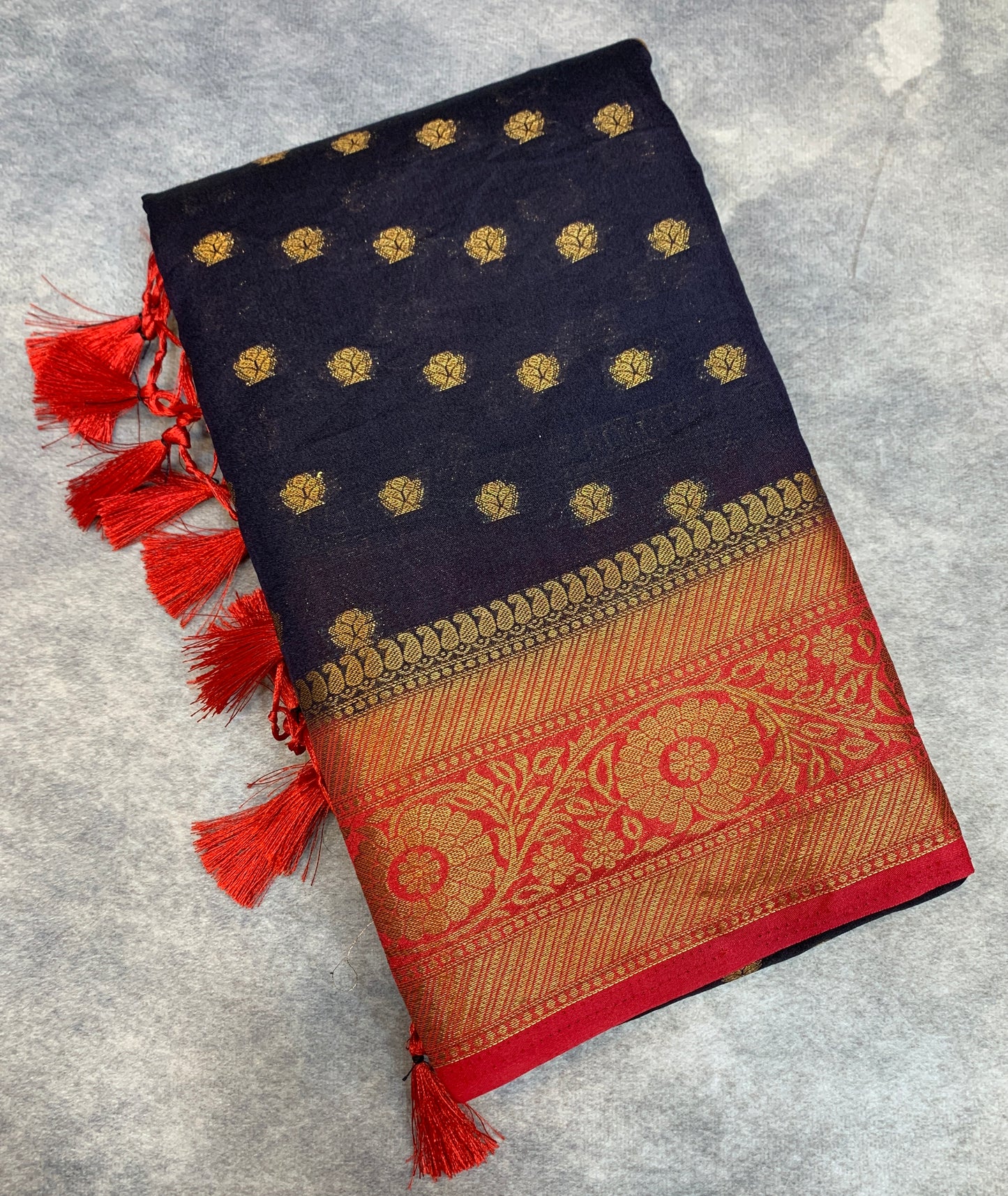Crepe Saree Block Colour with Red Border