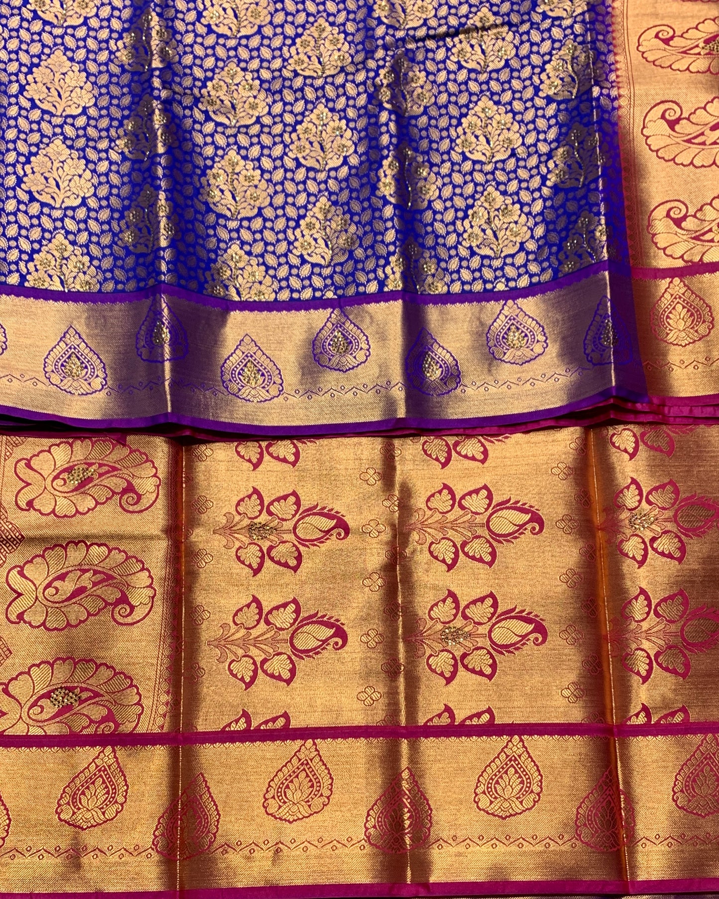 Vegan Silk Saree Violet Colour with Copper and Magenta Border