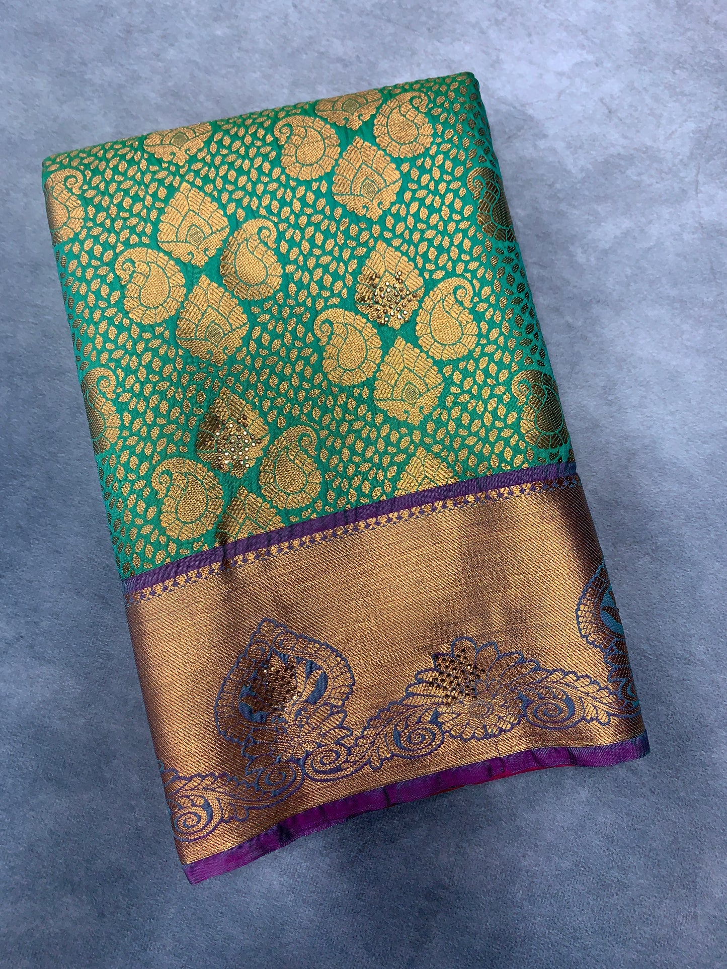Vegan Silk Saree Green Colour with Copper and Magenta Border