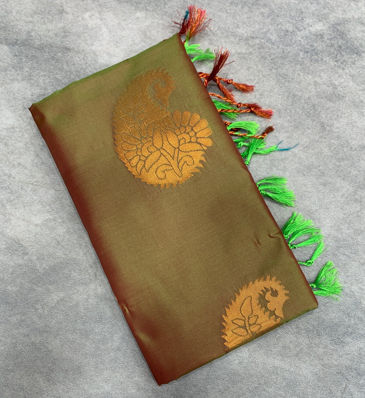 Soft Vegan Silk Saree Dual Colour with Purple and Copper Border