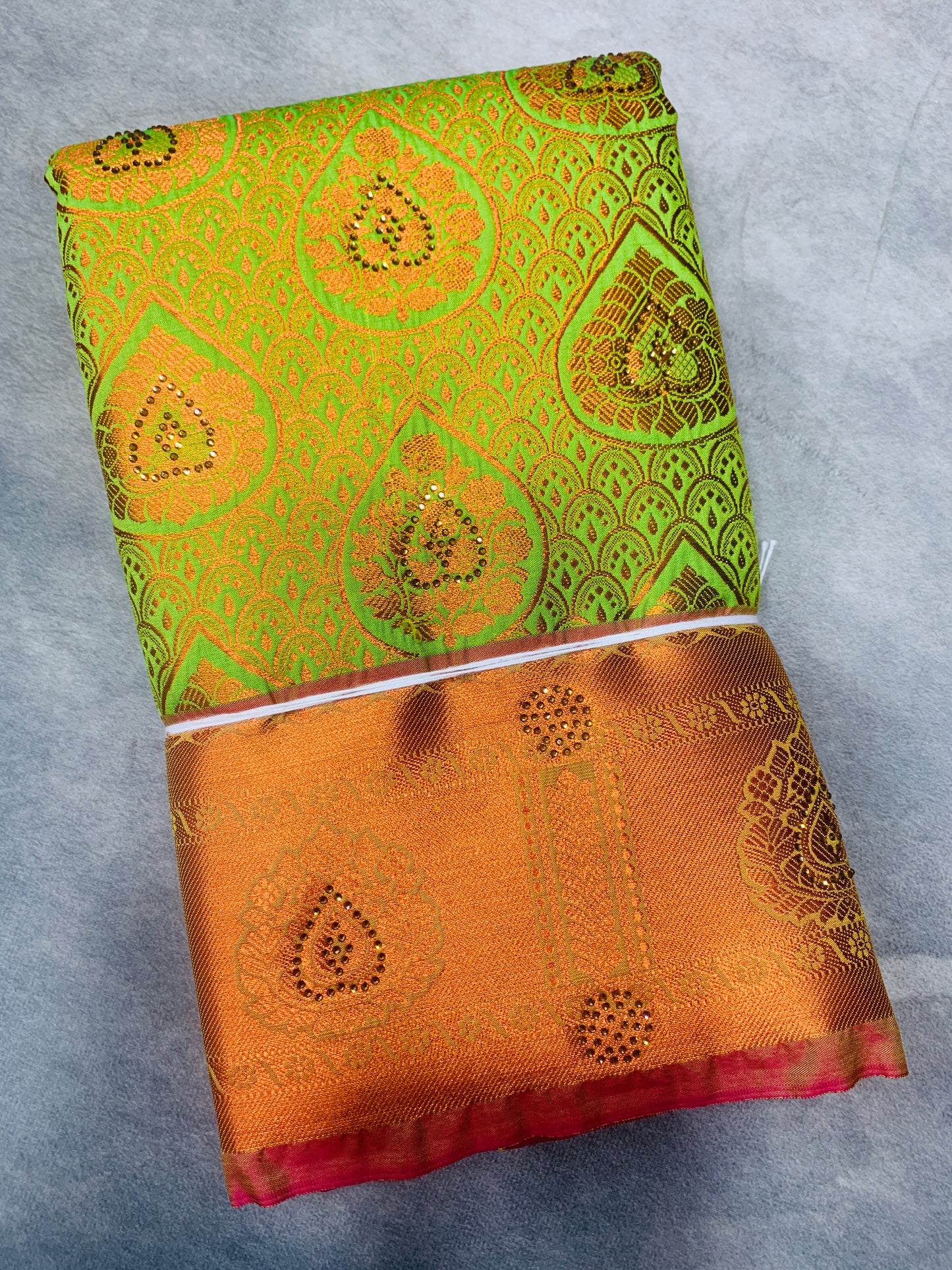Vegan Silk Saree Apple Green Colour with Copper and Pink Border