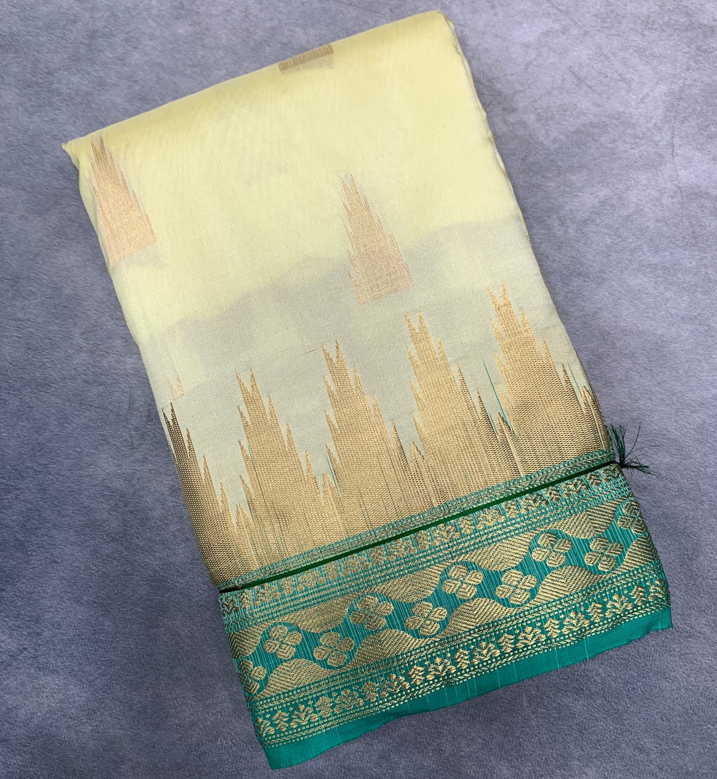Pure Kanchipuram Silk Ivory Colour Saree with Sapphire Colour Border