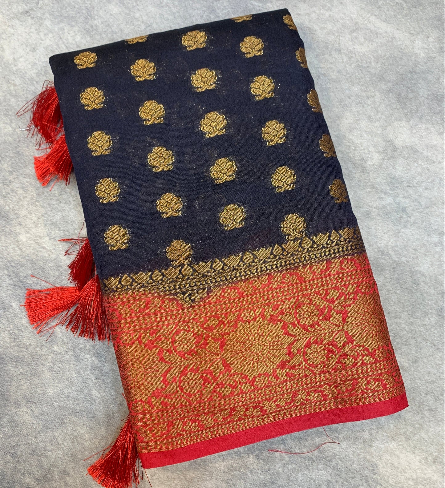 Crepe Saree Block Colour with Red Border
