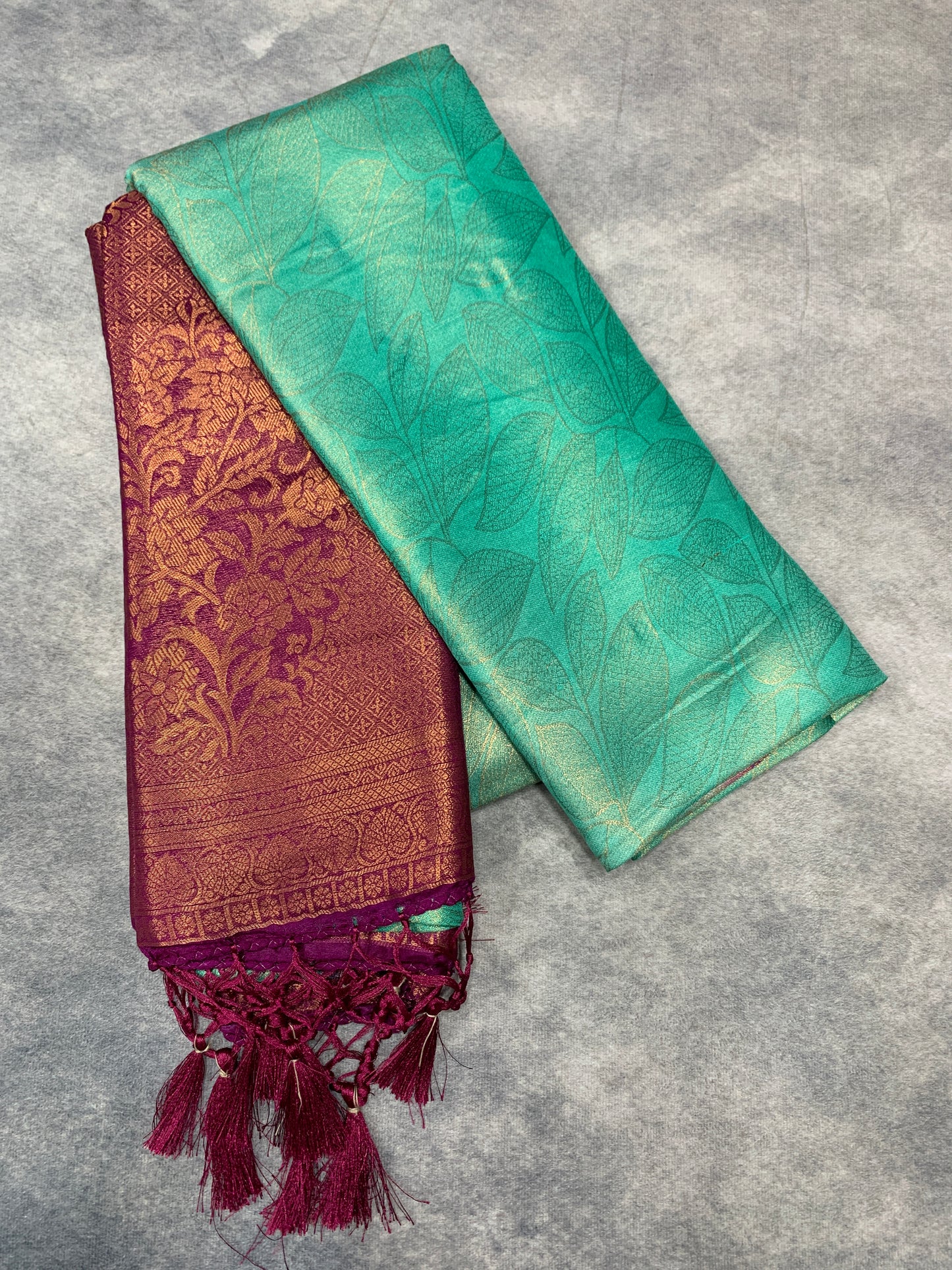 Soft Silk Saree Sapphire Colour with Magenta Colour Pallu