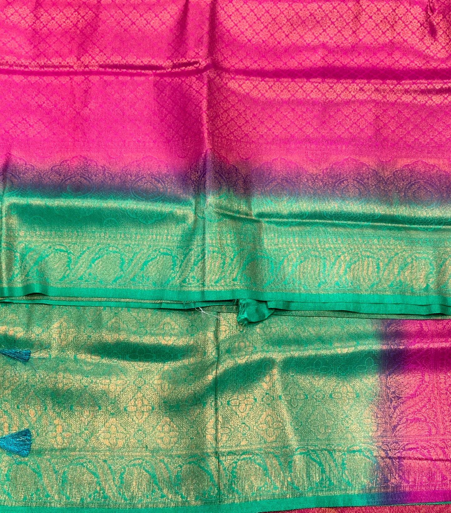 Soft Silk Saree Pink Colour with Sapphire Colour Pallu