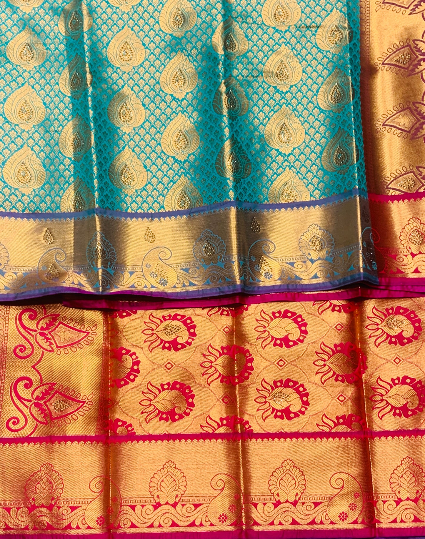 Vegan Silk Saree Rama Green Colour with Copper and Magenta Border