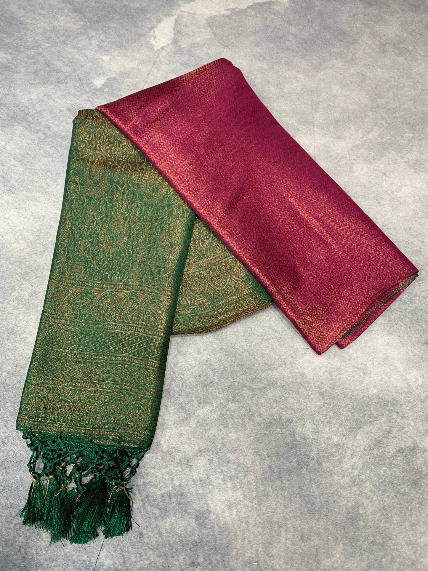 Soft Silk Saree Beetroot Colour with Green Colour Pallu