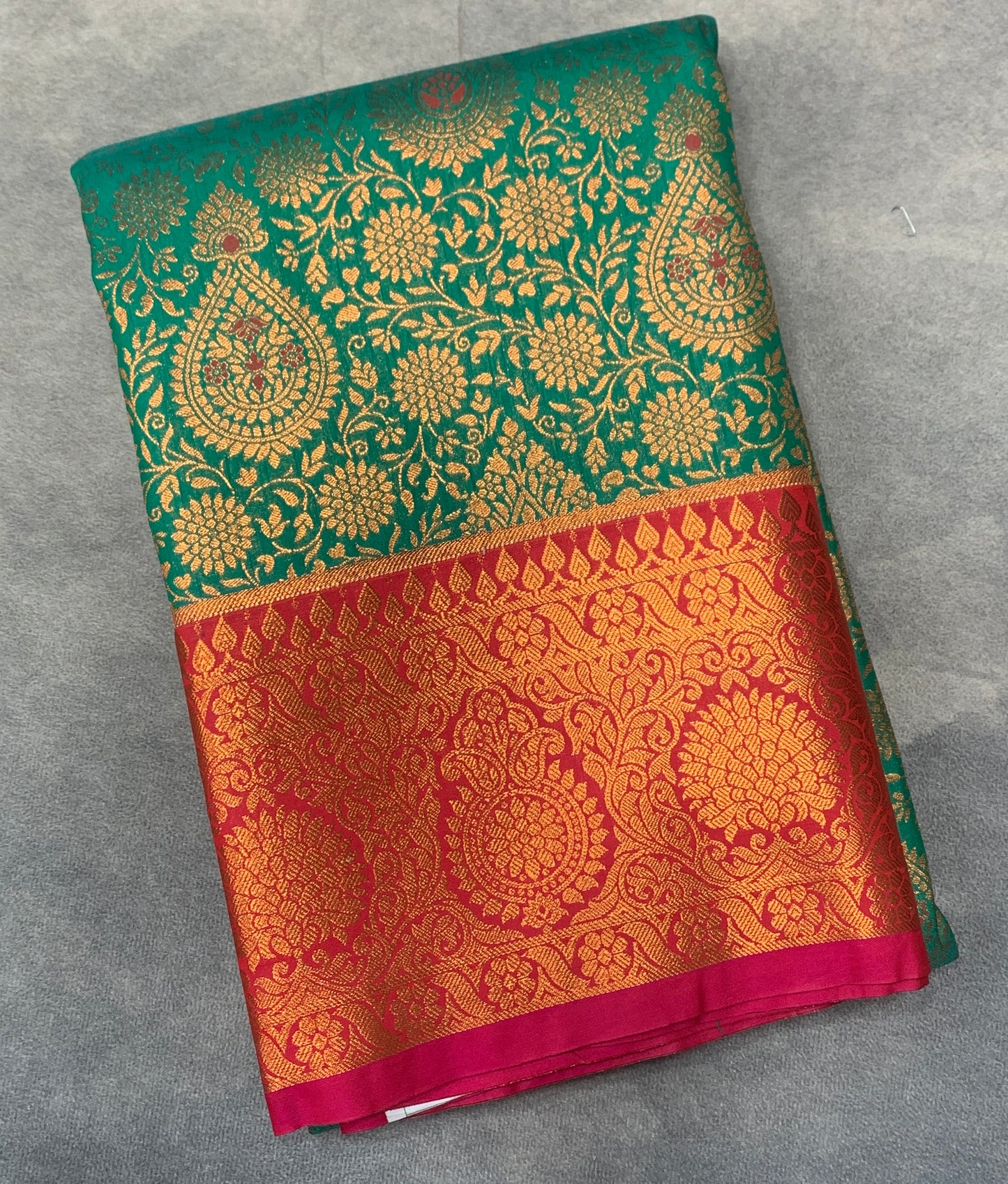 Vegan Silk Saree Green Colour with Pink Border