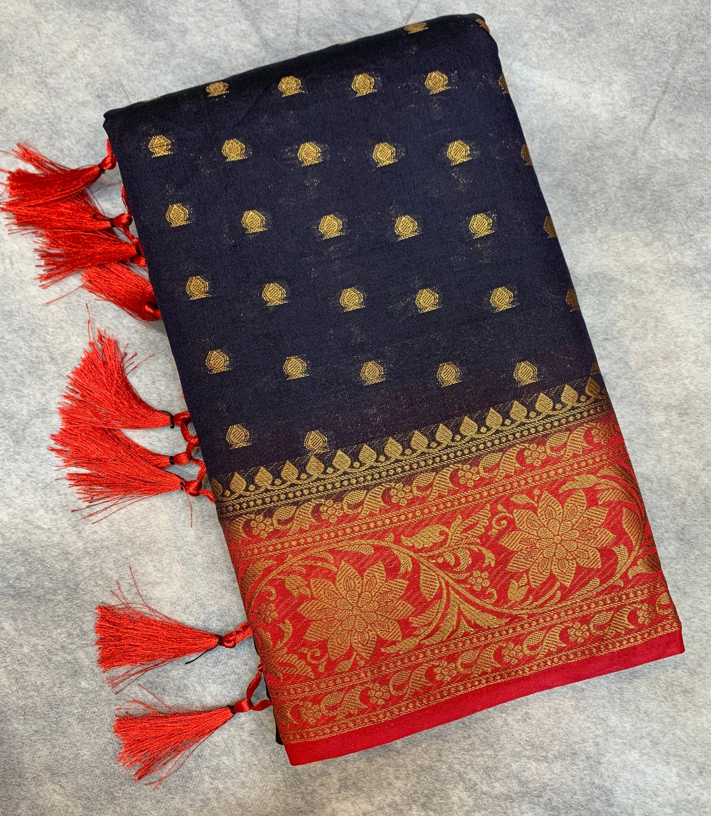 Crepe Saree Block Colour with Red Border