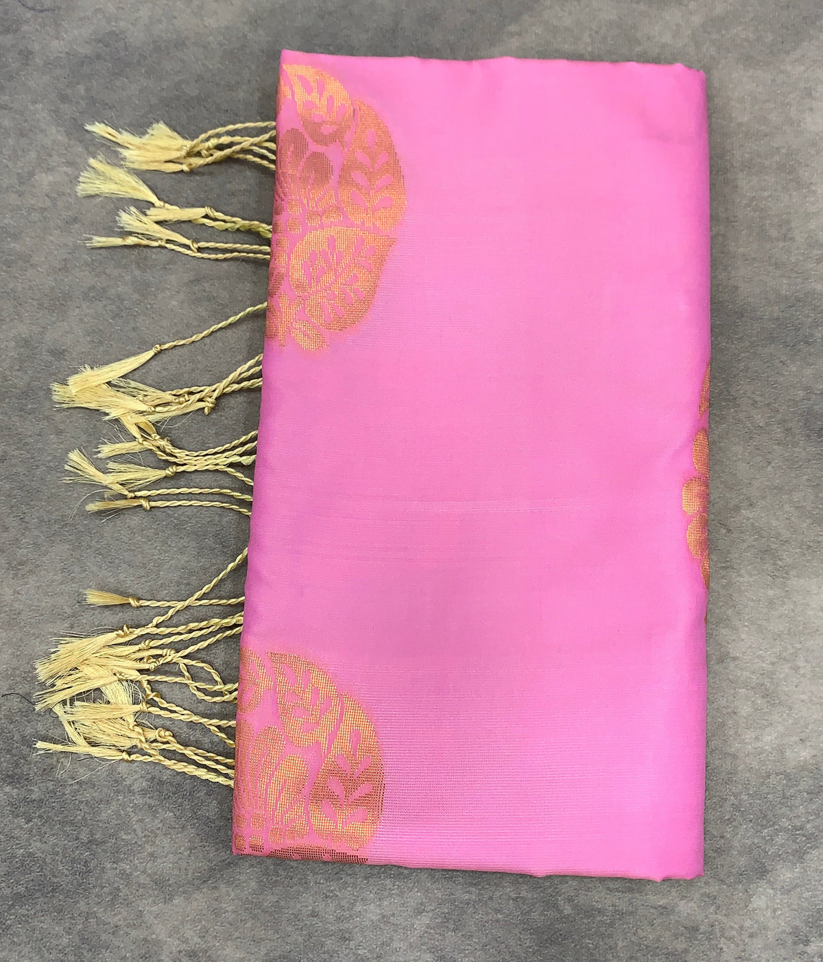 Art Silk Saree Baby Pink Colour with Borderless