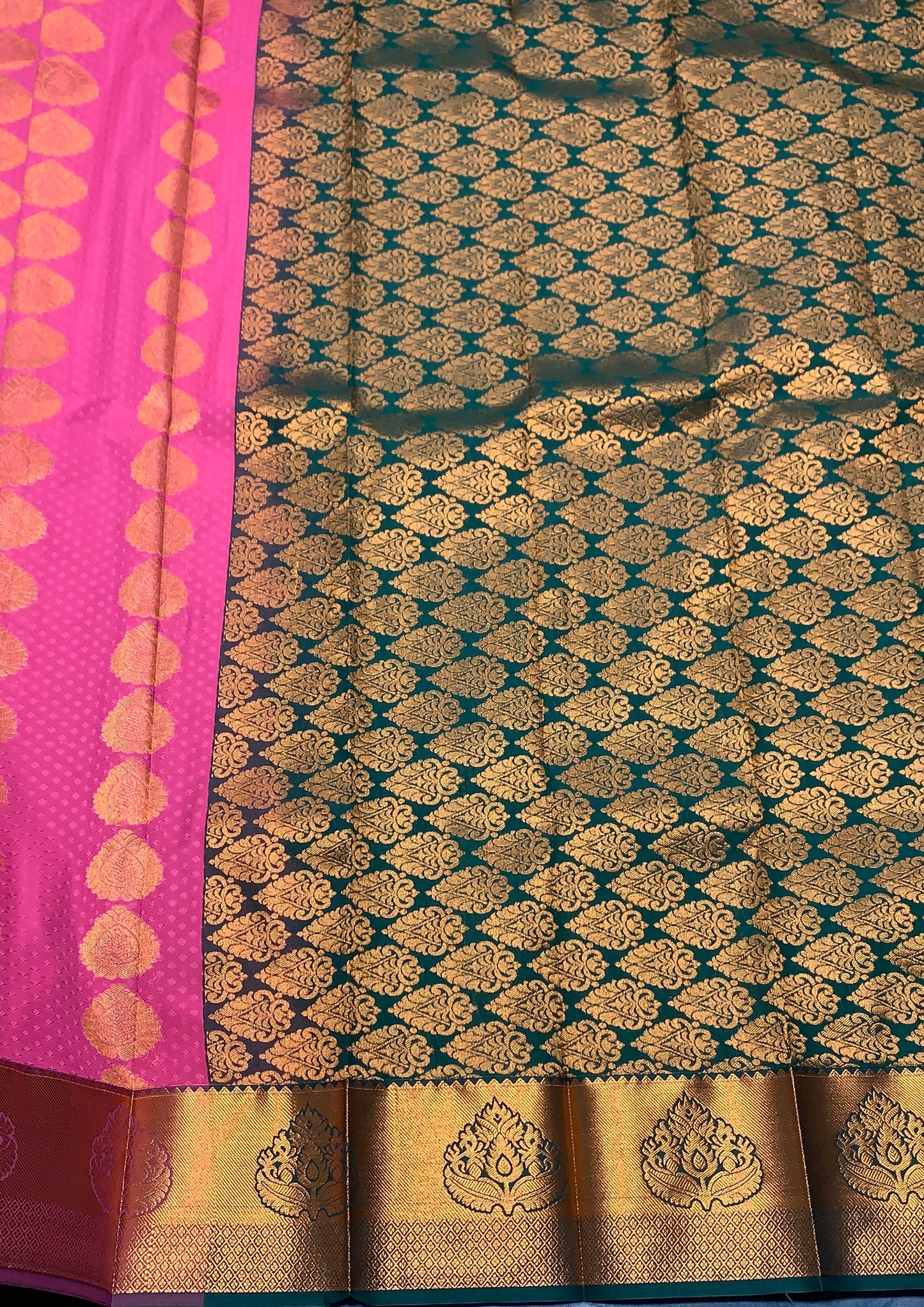 Vegan Silk Saree Peach Pink Colour Saree with Copper Border