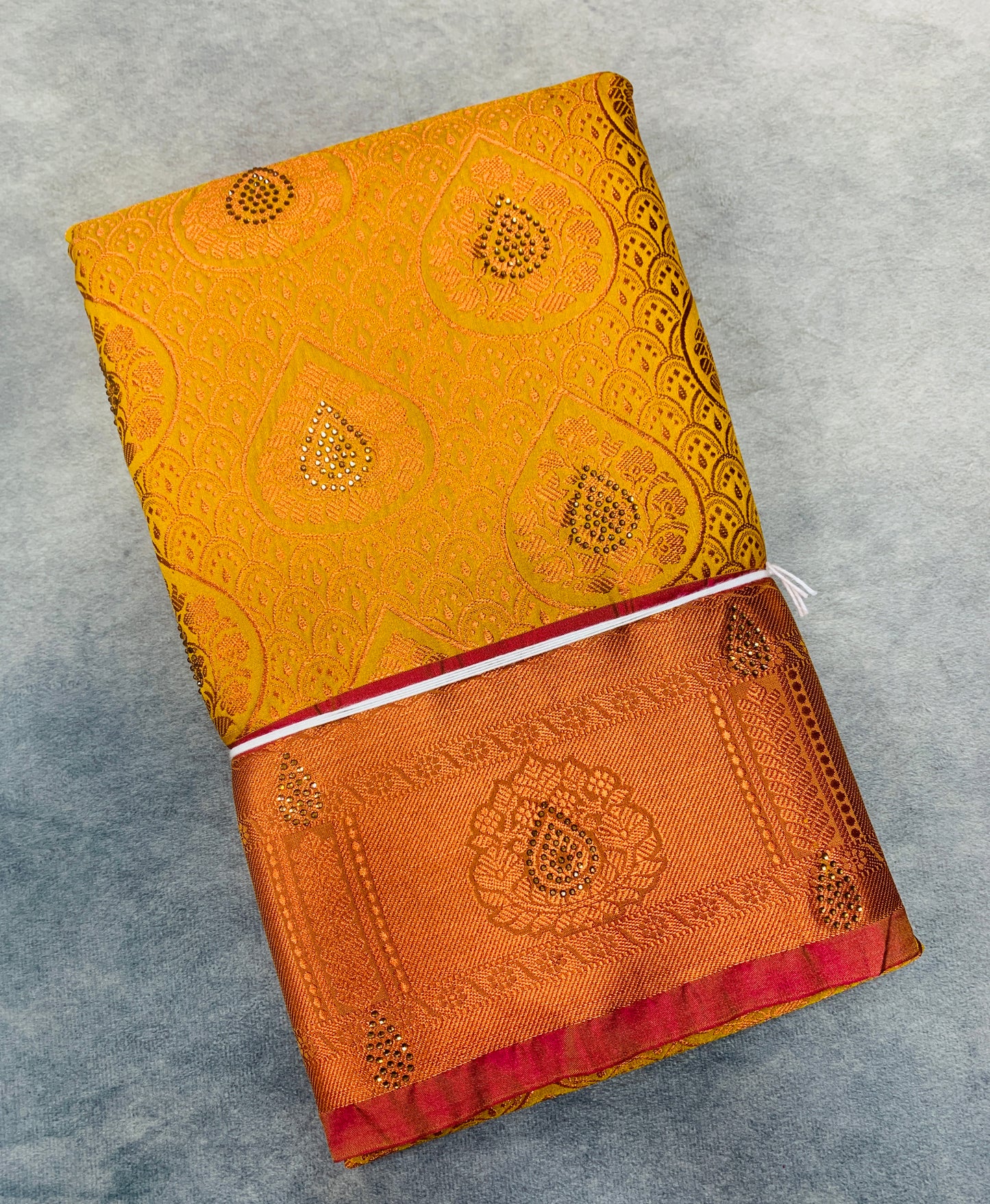 Vegan Silk Saree Yellow Colour with Copper and Pink Border