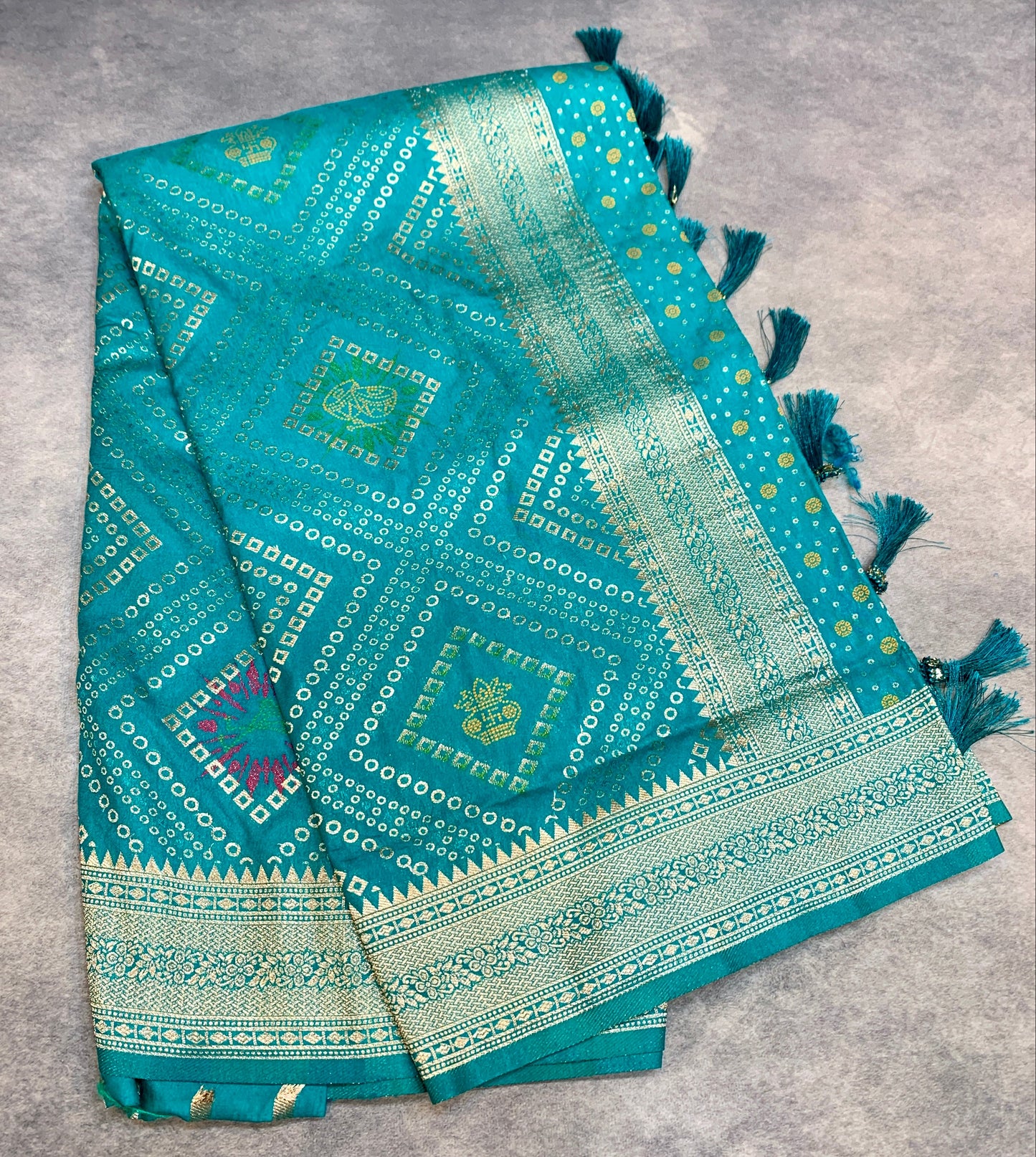 Banaras Soft Silk Saree Rama Green Colour with Sliver Colour Floral Design Border