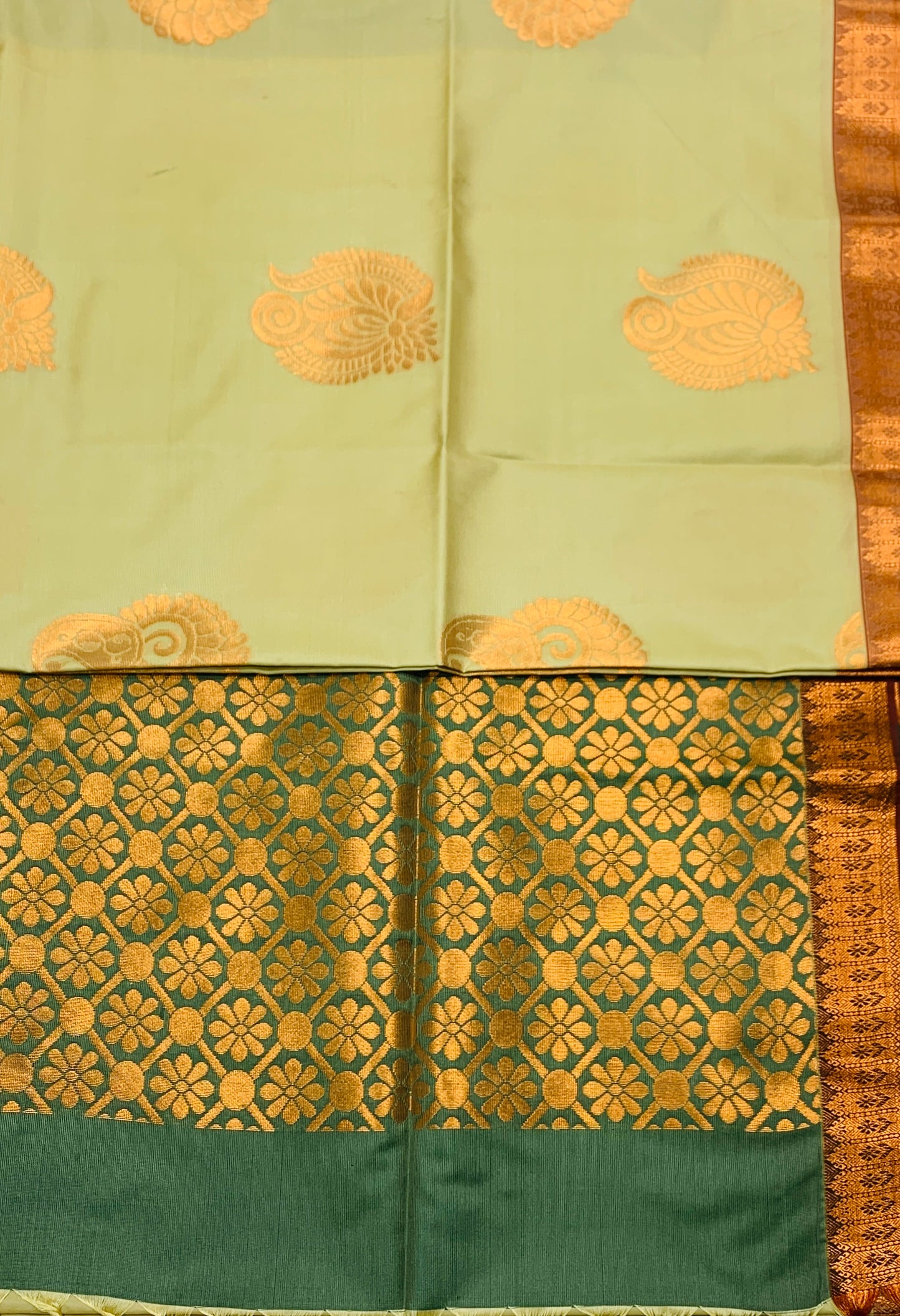 Soft Vegan Silk Saree Pista Green Colour with Copper Border