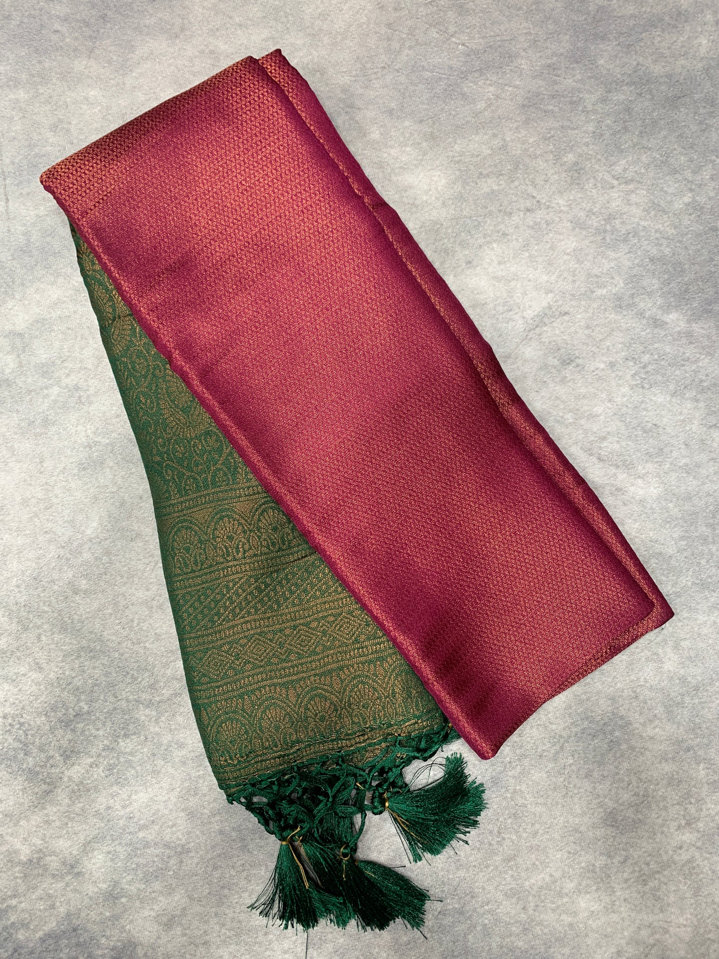 Soft Silk Saree Beetroot Colour with Green Colour Pallu