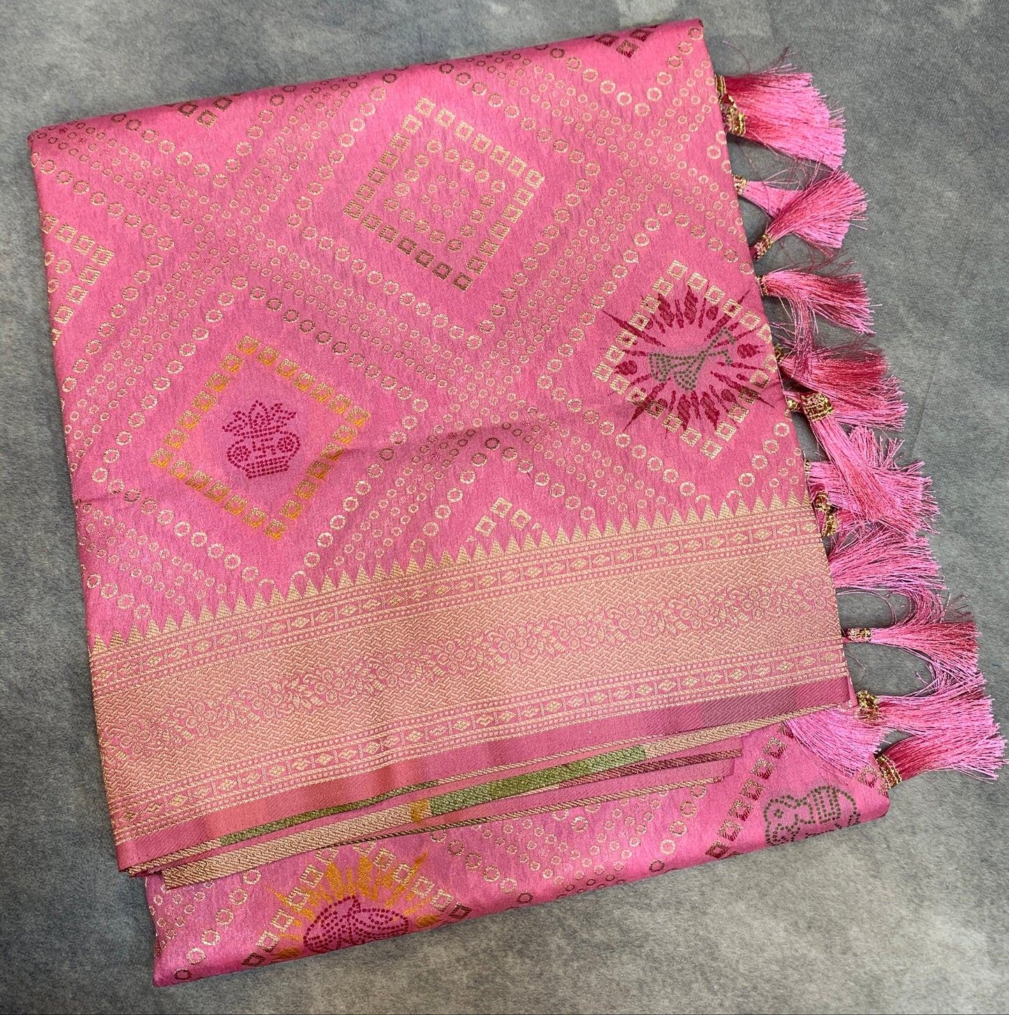 Banaras Soft Silk Saree Baby Pink Colour with Sliver Colour Floral Design Border