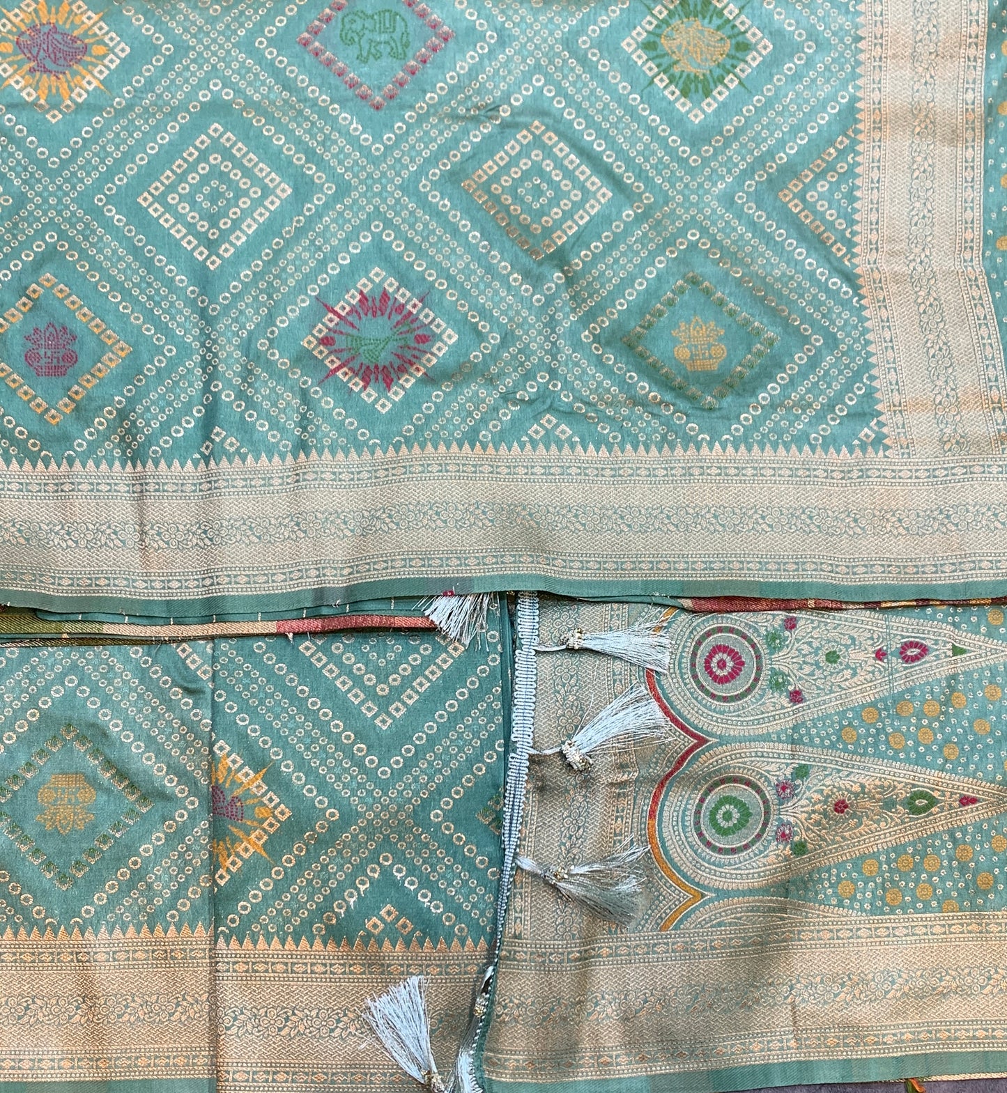 Banaras Soft Silk Saree Gray Blue Colour with Sliver Colour Floral Design Border