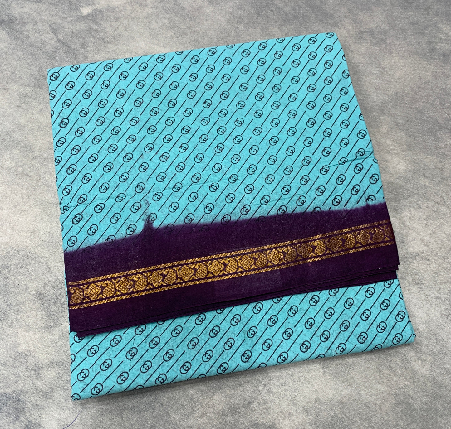 9 yards Cotton Saree Aqua Blue Colour with Dark Purple Border