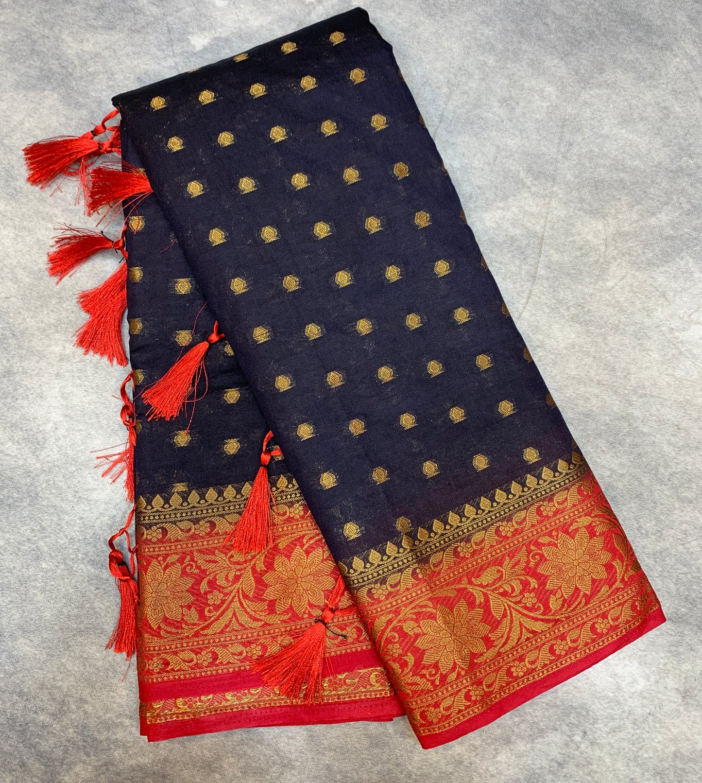 Crepe Saree Block Colour with Red Border