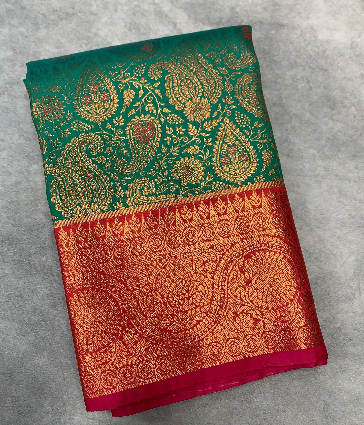 Vegan Silk Saree Green Colour with Pink Border