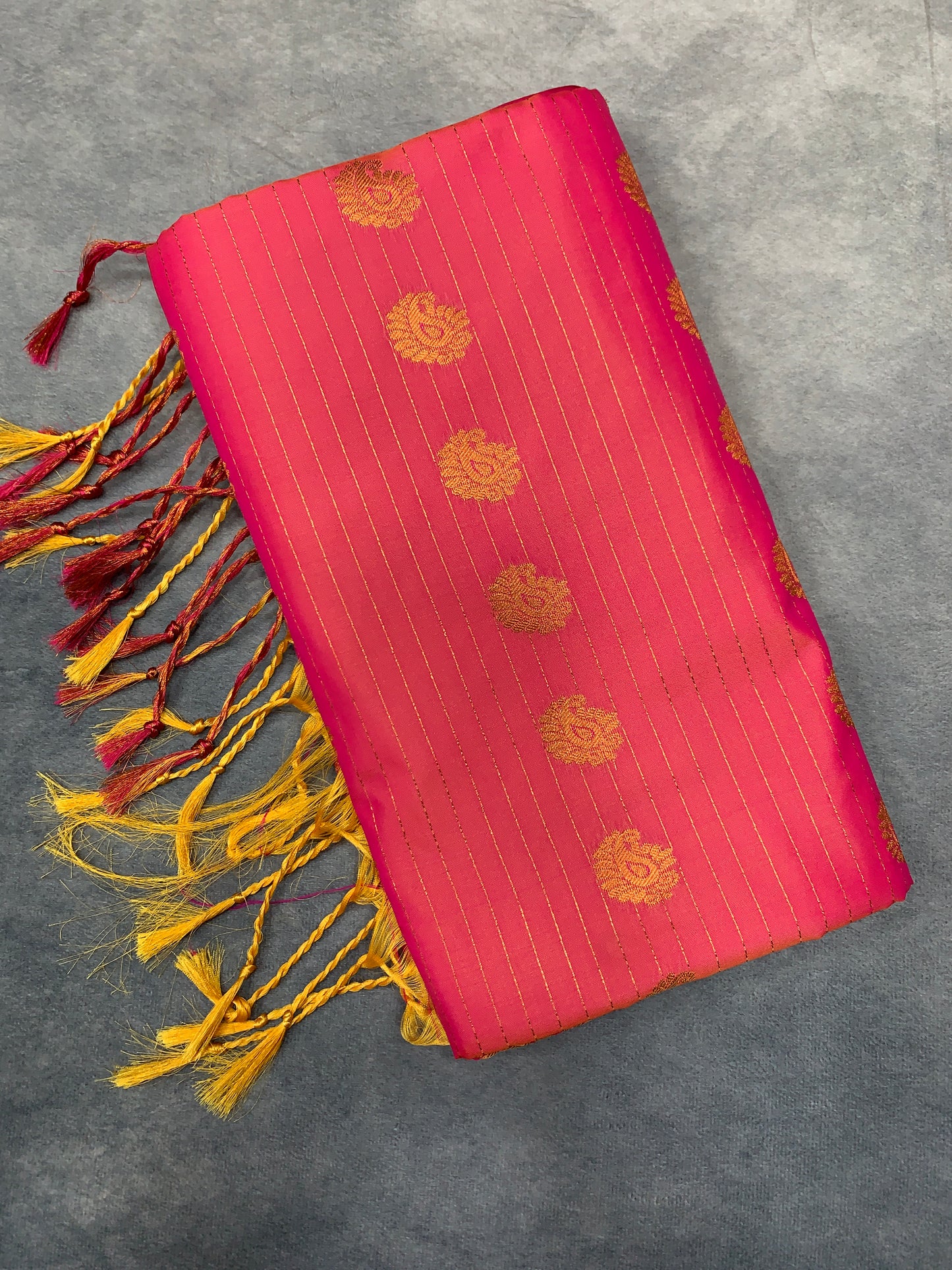 Soft Vegan Silk Saree Goldish Pink Colour with Pink and Copper Border