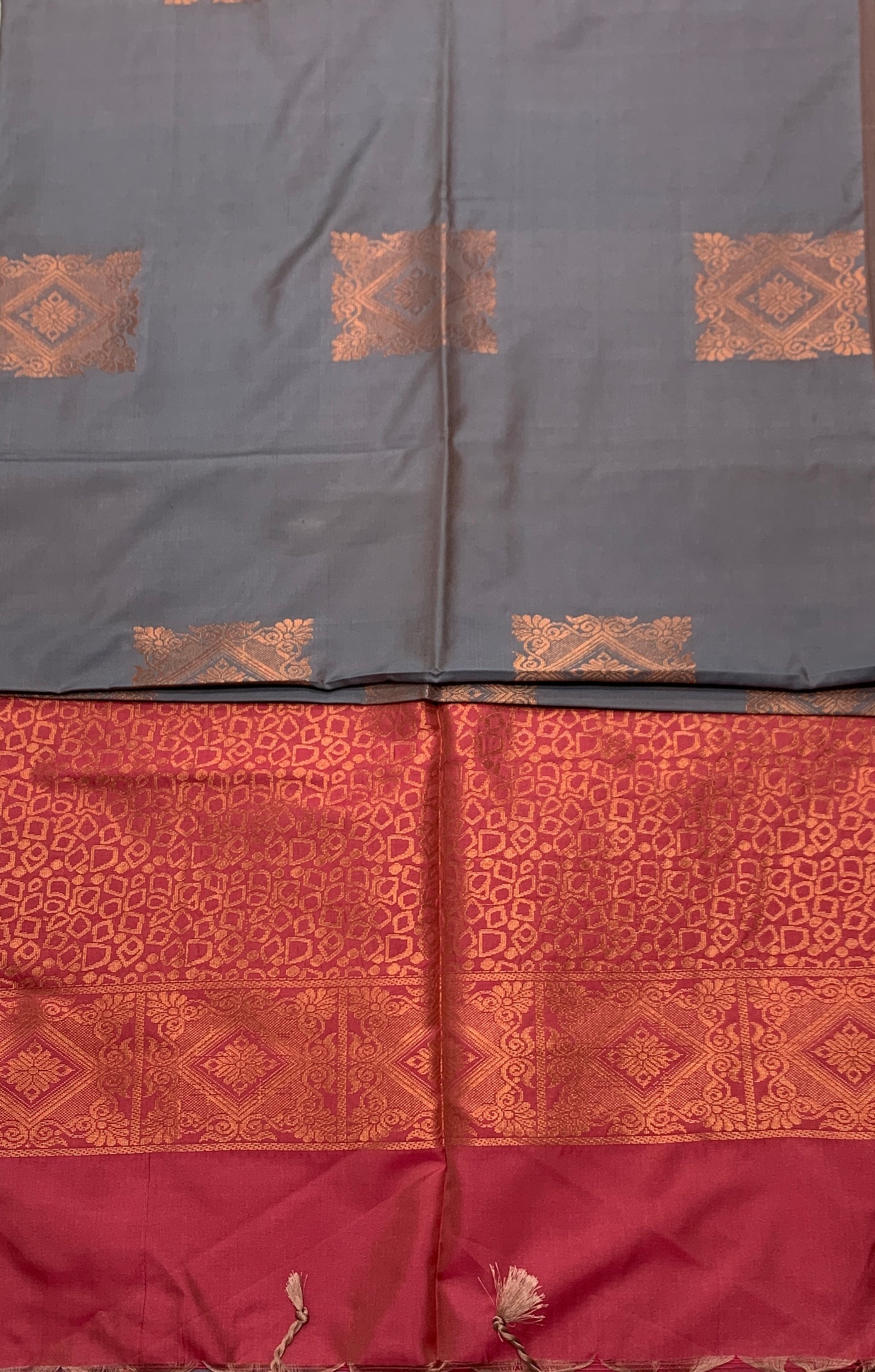 Soft Vegan Silk Saree Gray Colour with Border less
