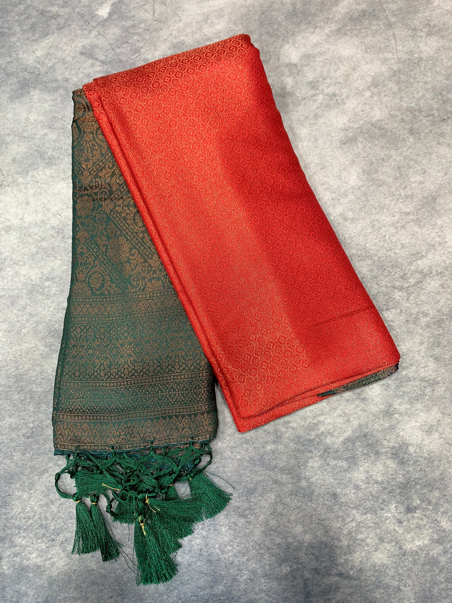 Soft Silk Saree Red Colour with Green Colour Pallu