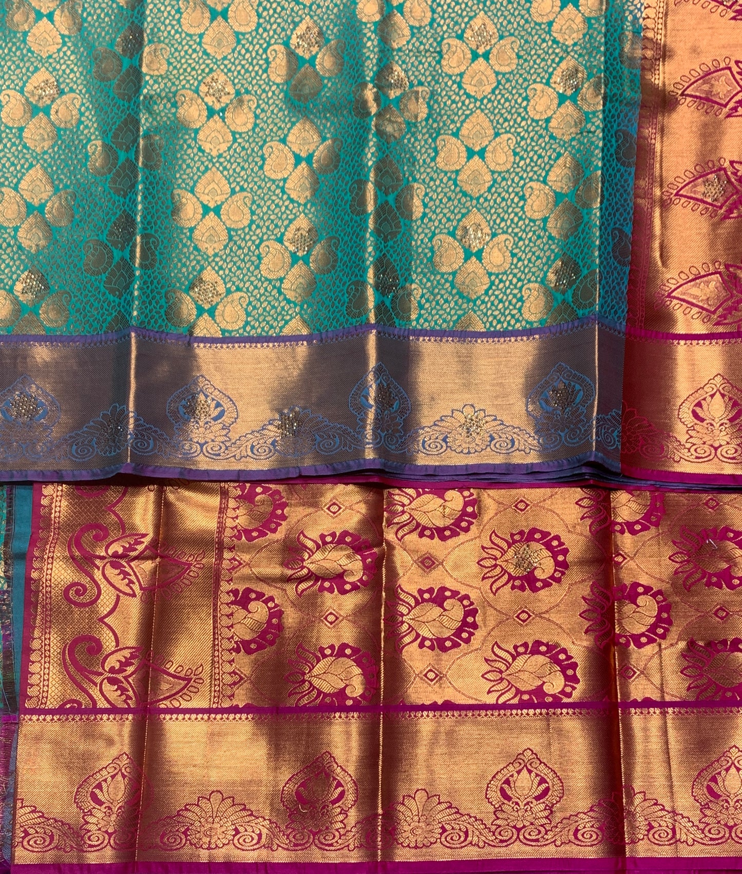 Vegan Silk Saree Green Colour with Copper and Magenta Border