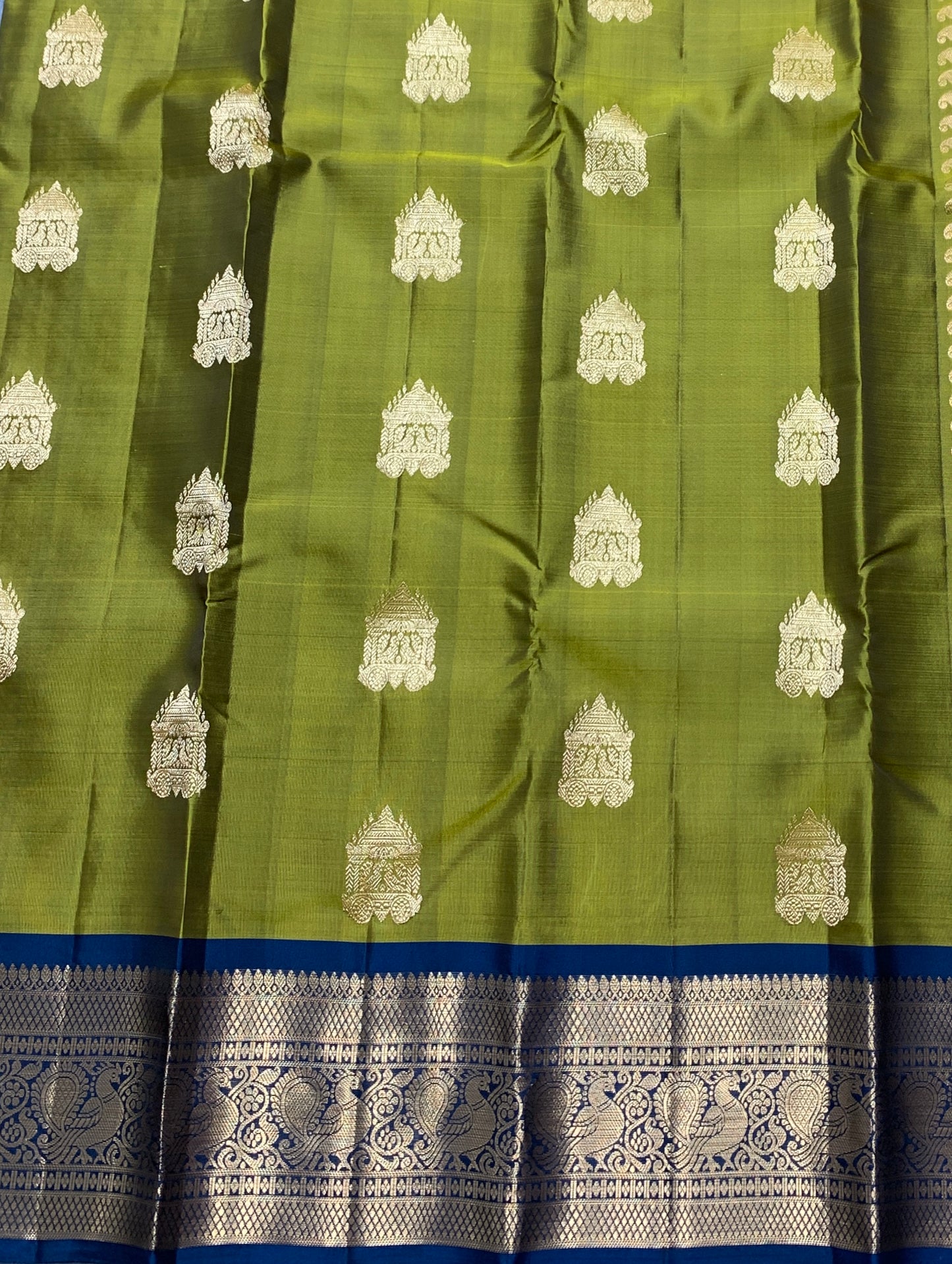 Pure Kanchipuram Silk Saree Olive Green Colour with Navy Blue Colour Border