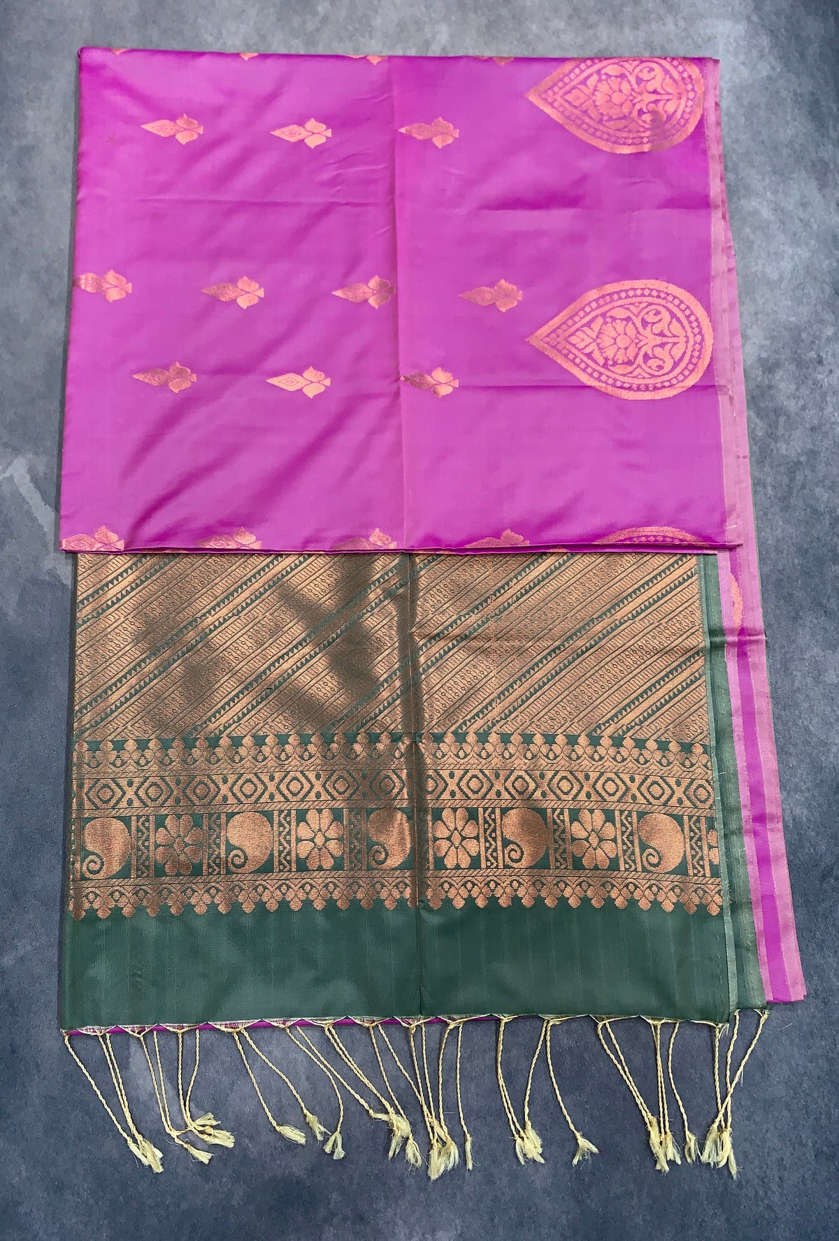 Art Silk Saree Rani Pink Colour with Borderless