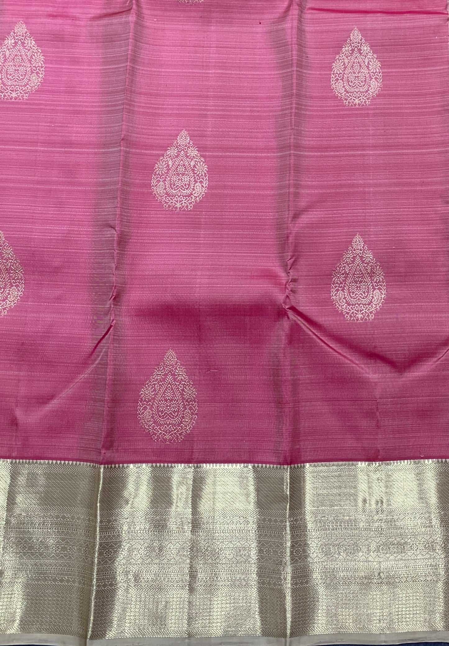 Pure Kanchipuram Silk Saree Peach Pink Colour with Golden Colour Border