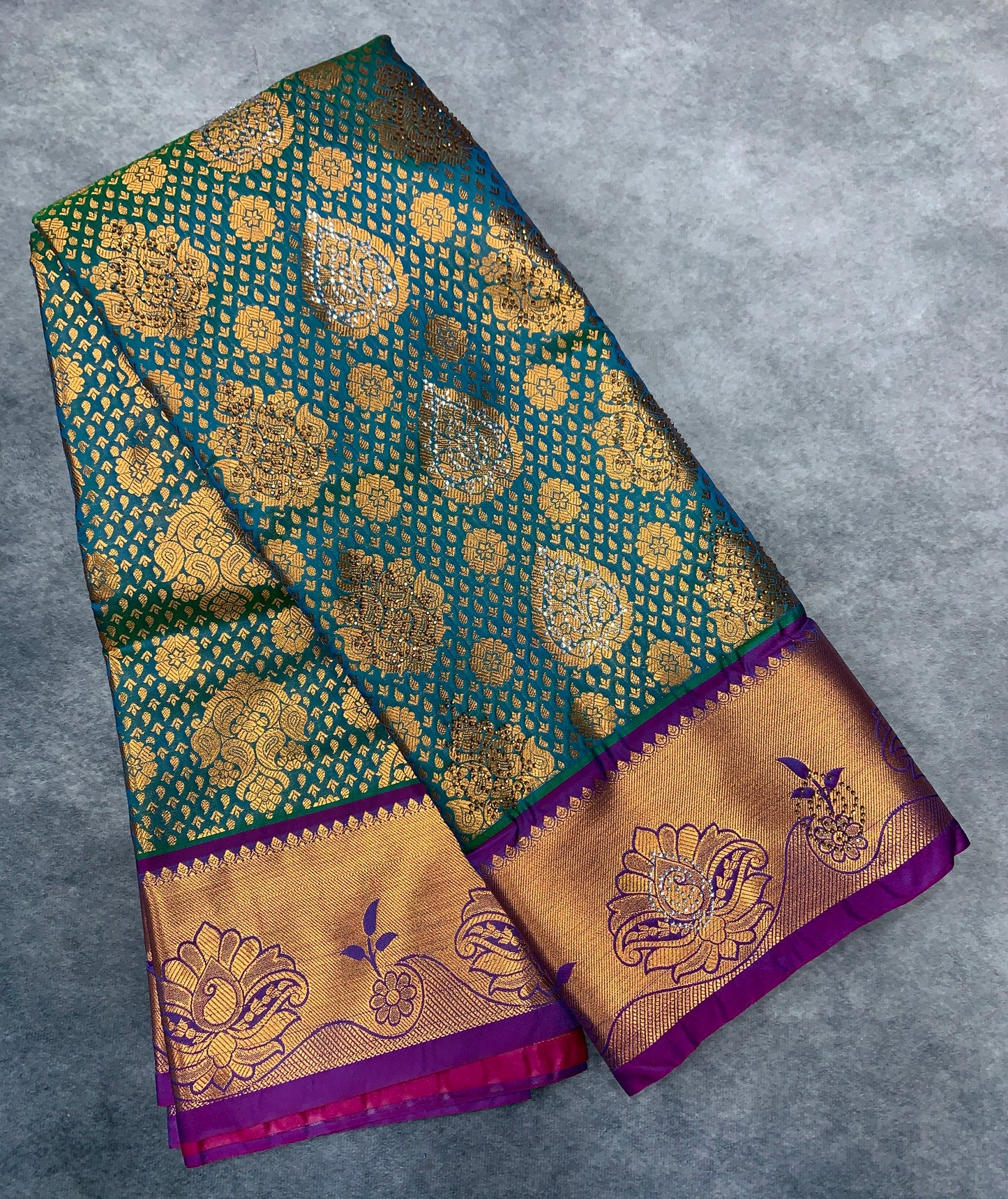 Vegan Silk Saree Peacock Green Colour with Copper and Magenta Border