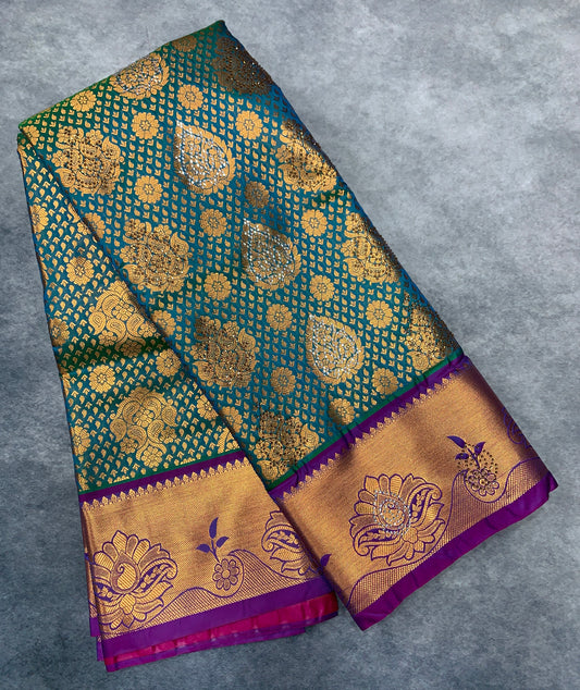 Vegan Silk Saree Peacock Green Colour with Copper and Magenta Border