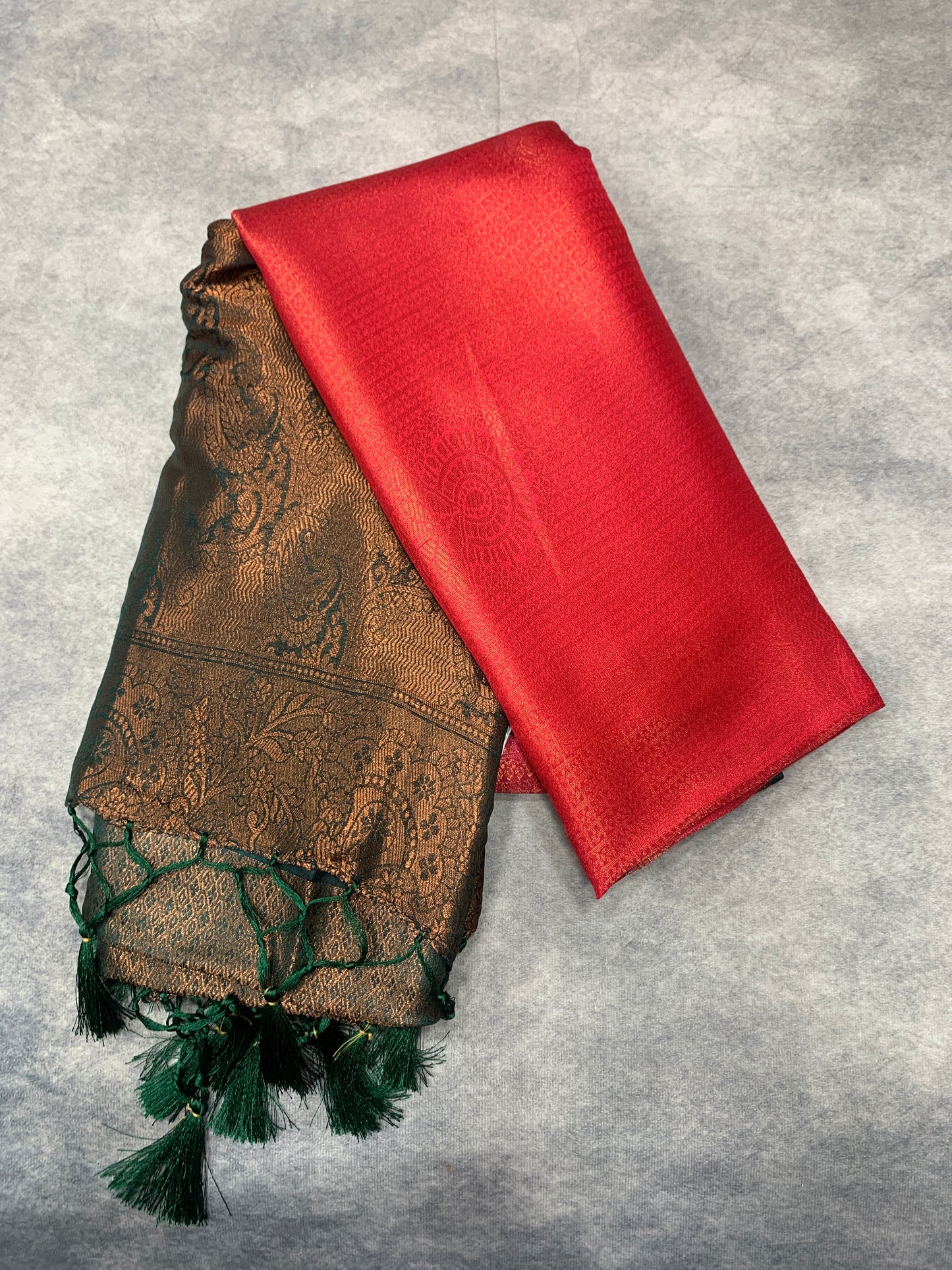 Soft Silk Saree Red Colour with Green Pallu