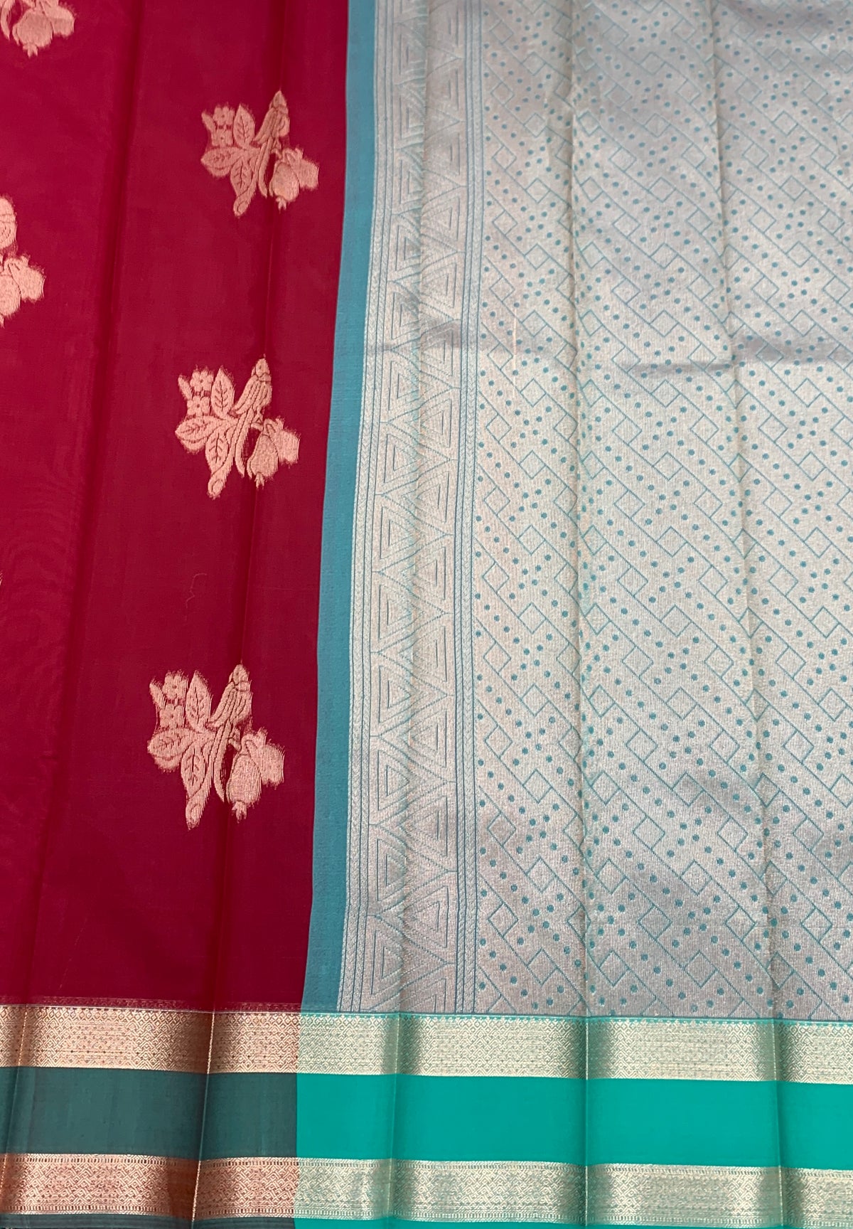 Maroon Colour Silk Cotton Saree with Rettai Pettu Border