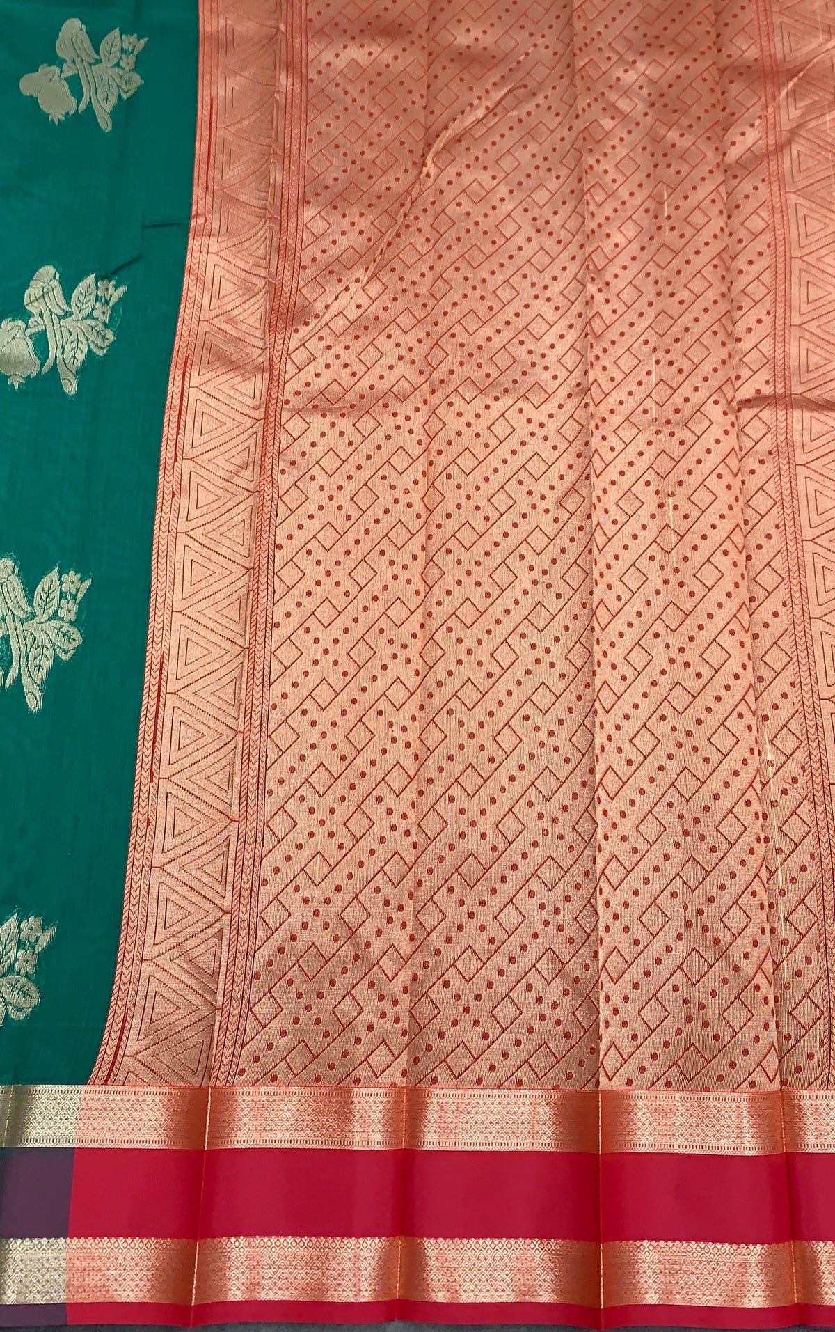 Rama Green Colour Silk Cotton Saree with Rettai Pettu Border
