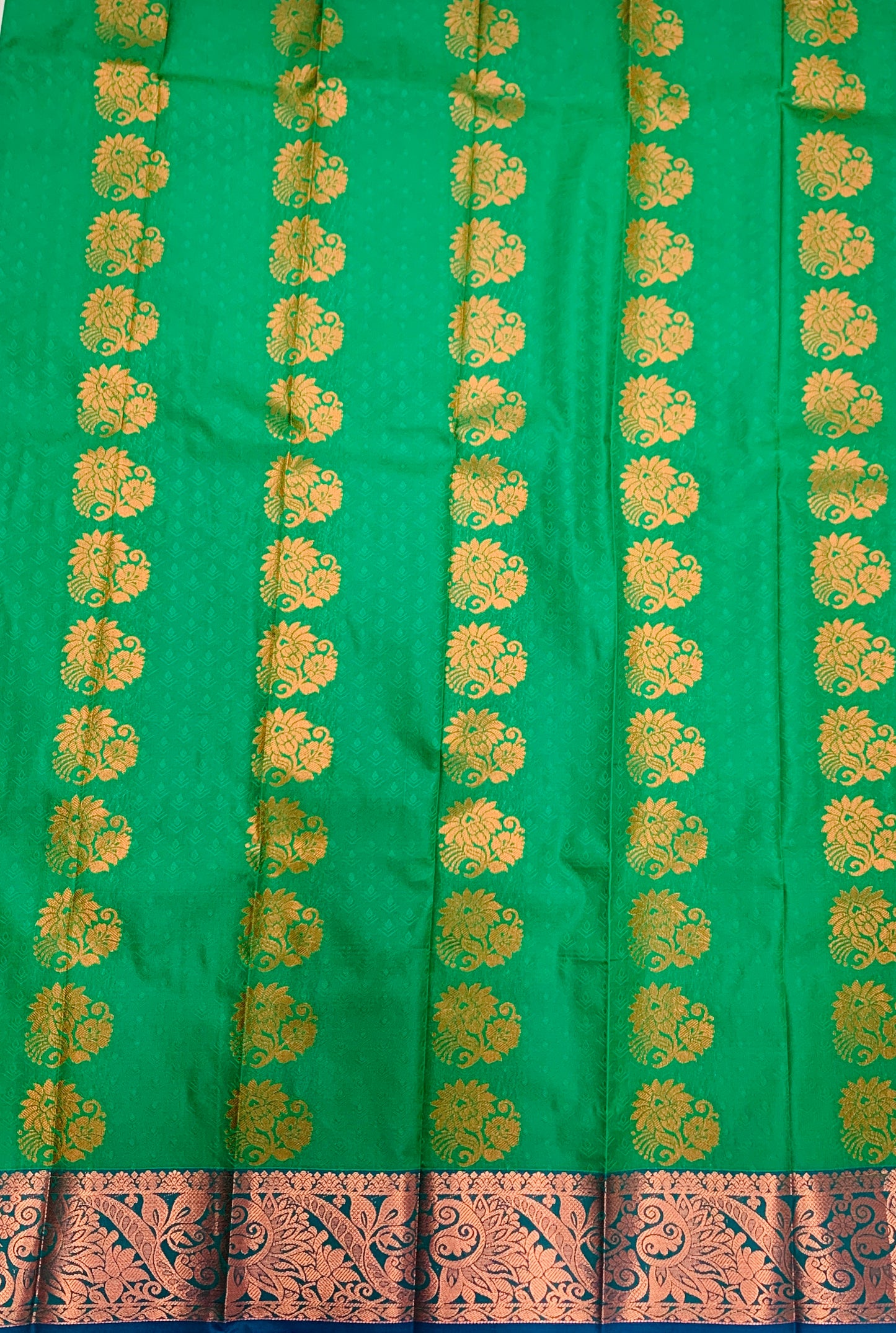 Vegan Silk Saree Leaf Green shade with Copper Border