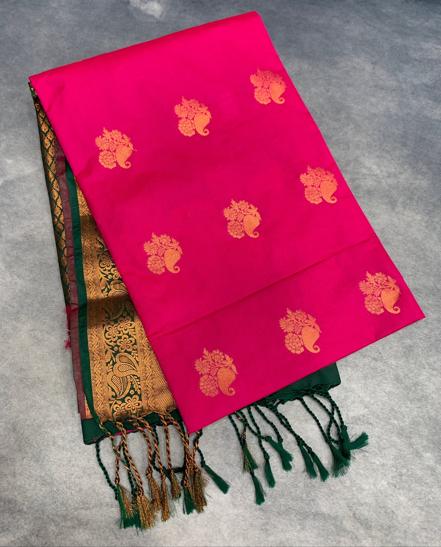Soft Vegan Silk Saree Pink Colour with Green and Copper Border