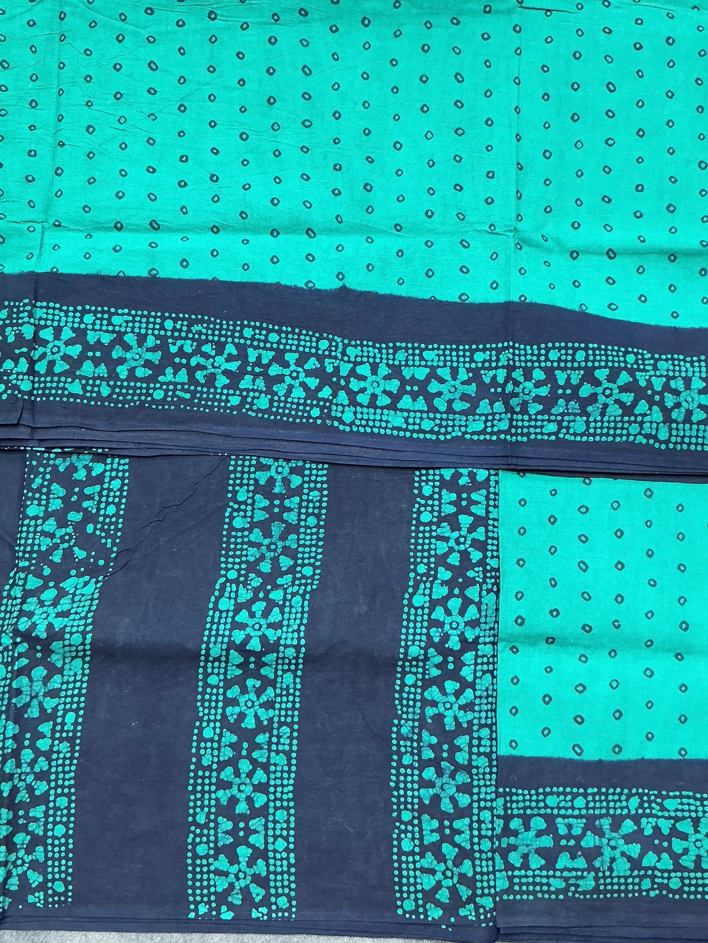Chettinad Sungudi Cotton Rama Green Colour with Navy Blue Colour Border
