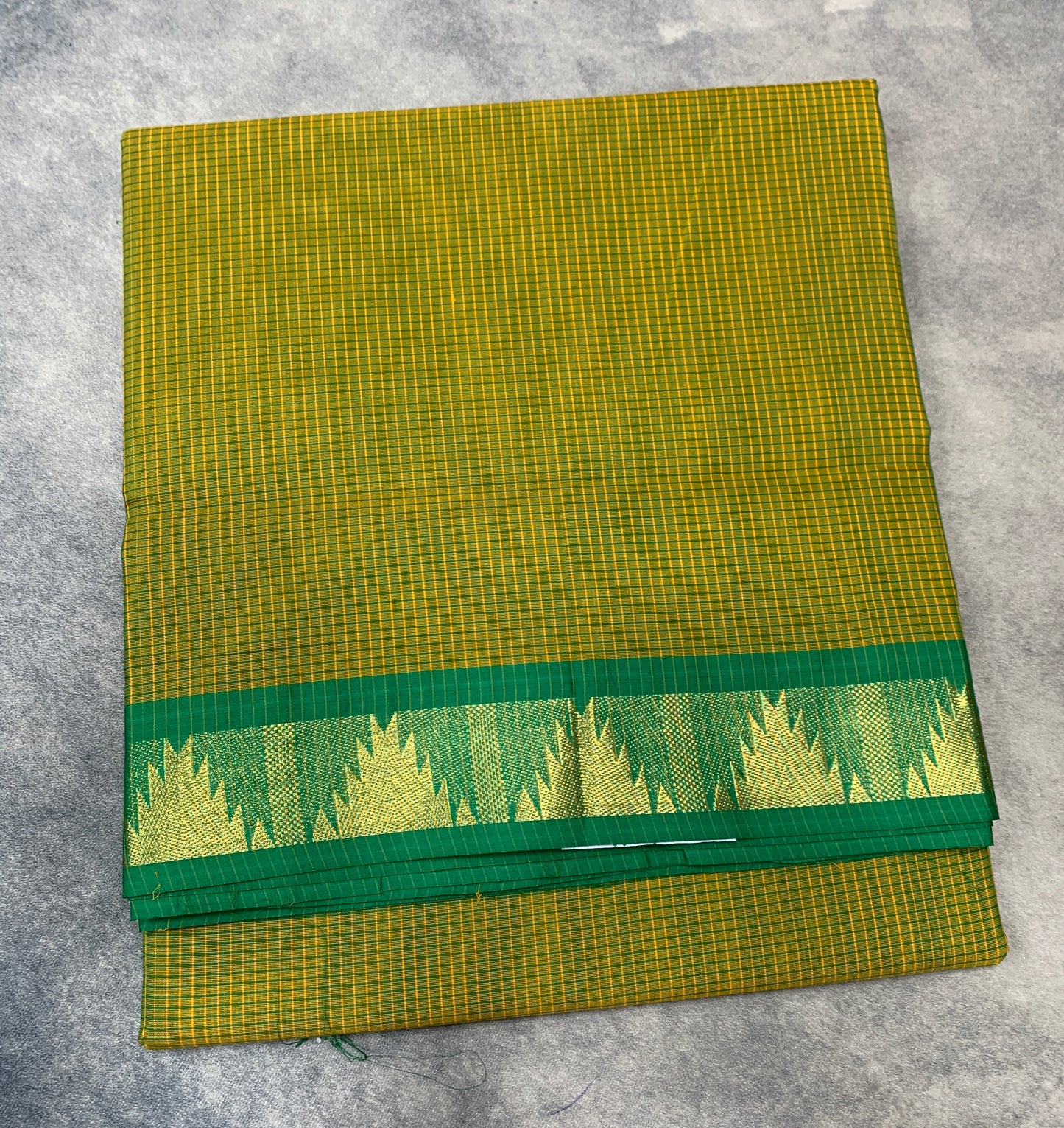9 yards Cotton Saree Olive Green Shade with Green Border