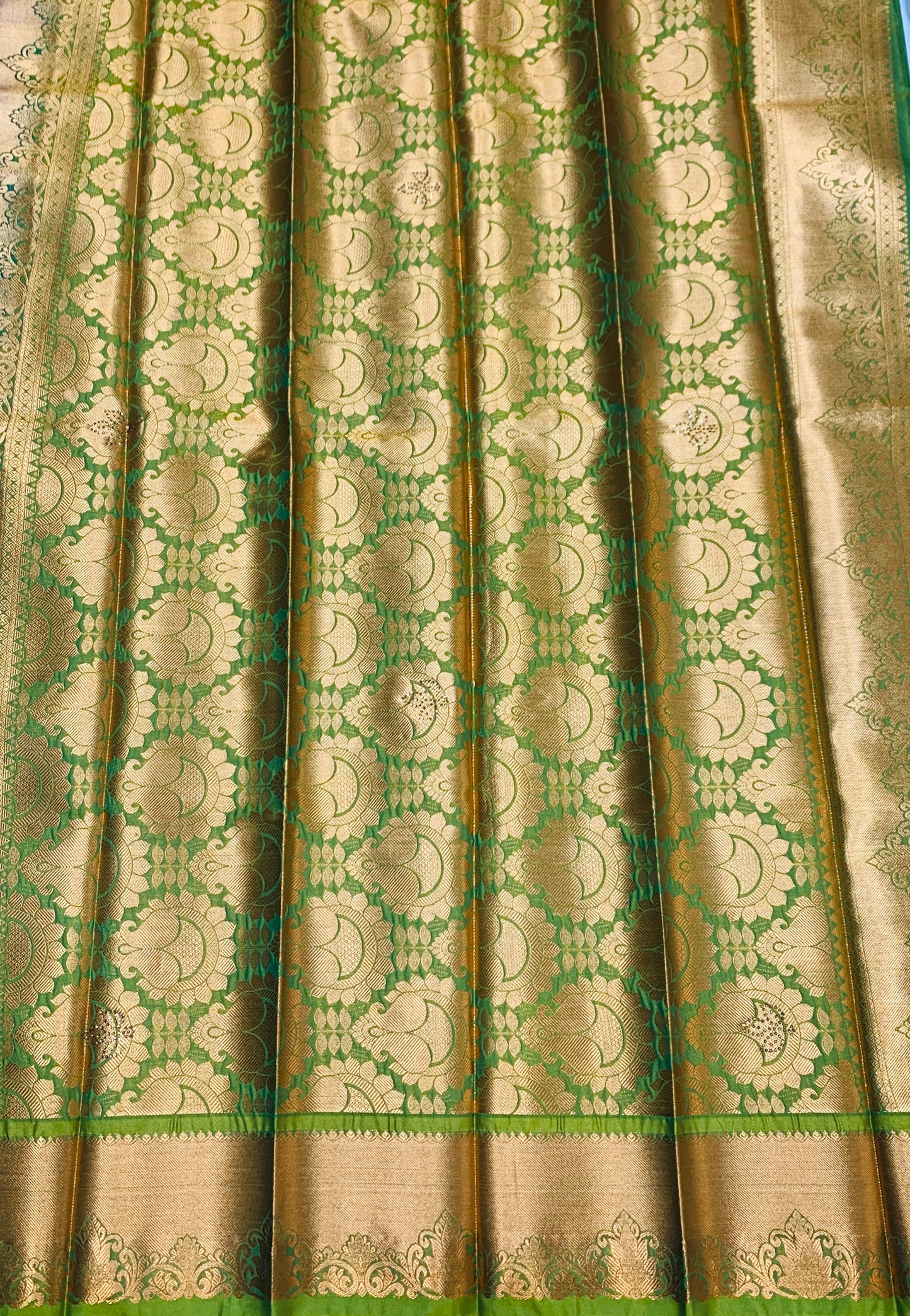 Vegan Silk Saree Pastel Green Colour with Copper and Light Green Border