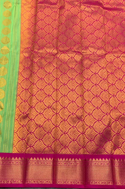 Vegan Silk Saree Pista Green Colour Saree with Pink Colour Contrast Border