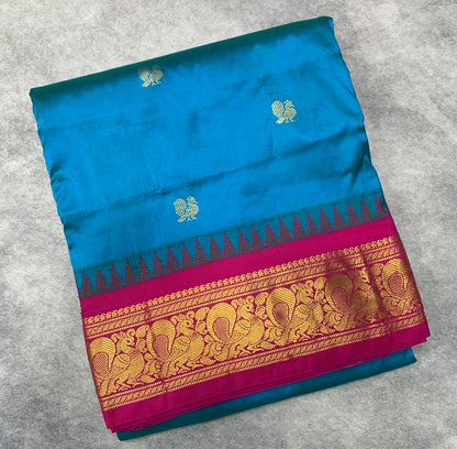 9 yards Pure Kanchipuram Silk Saree Sky Blue Colour with Pink Border