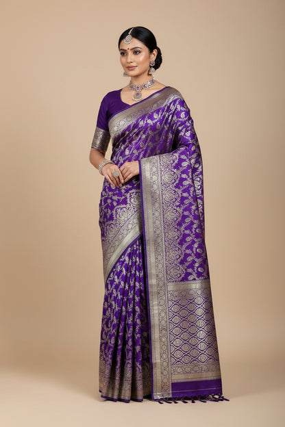 Pure Banaras Silk Saree Violet(Dual Tone)Colour with Beautifully Crafted Floral Banarasi border