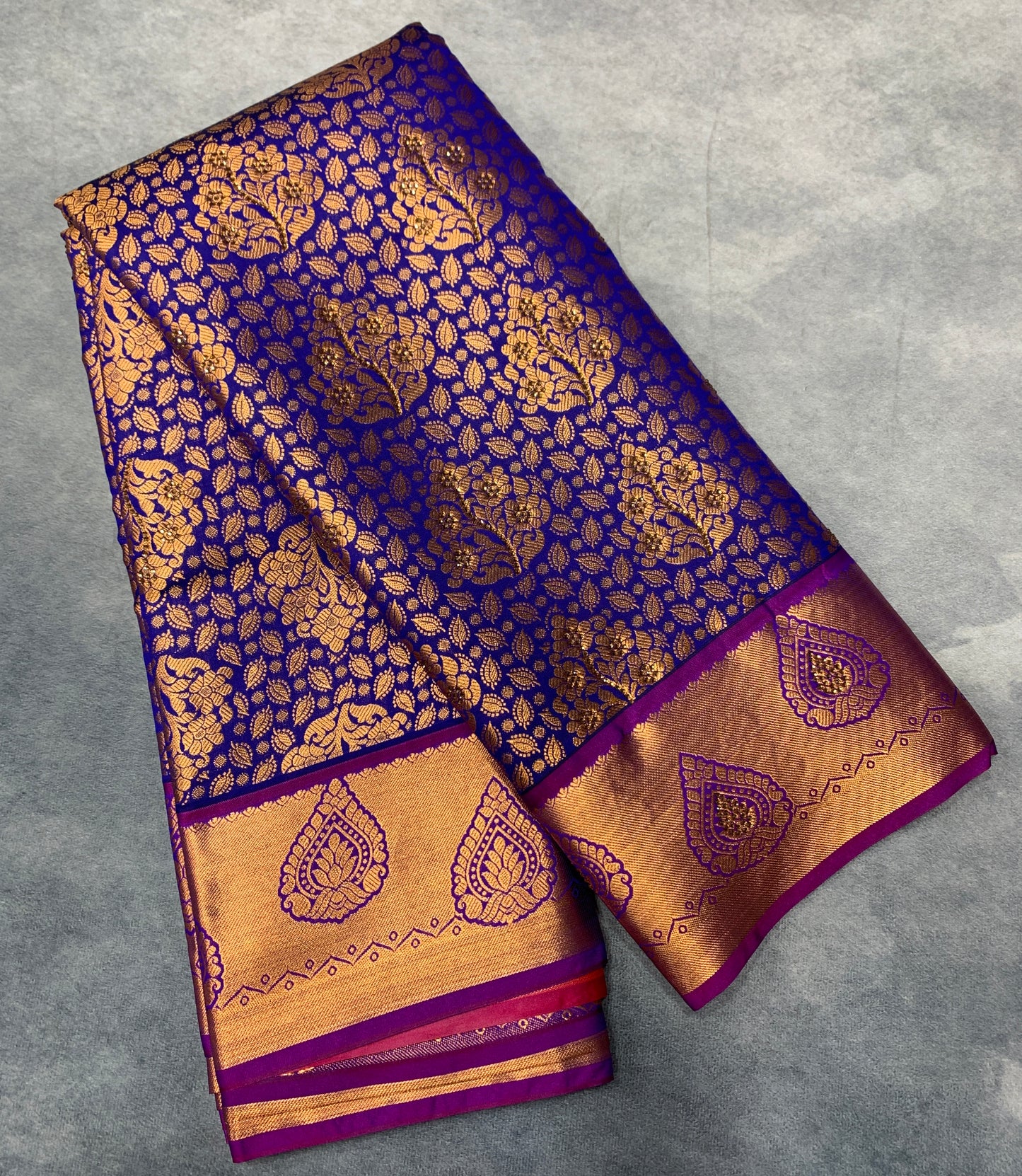 Vegan Silk Saree Violet Colour with Copper and Magenta Border