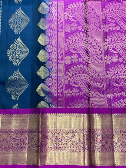 Pure Kanchipuram Silk Saree Navy Blue Colour with Purple Border